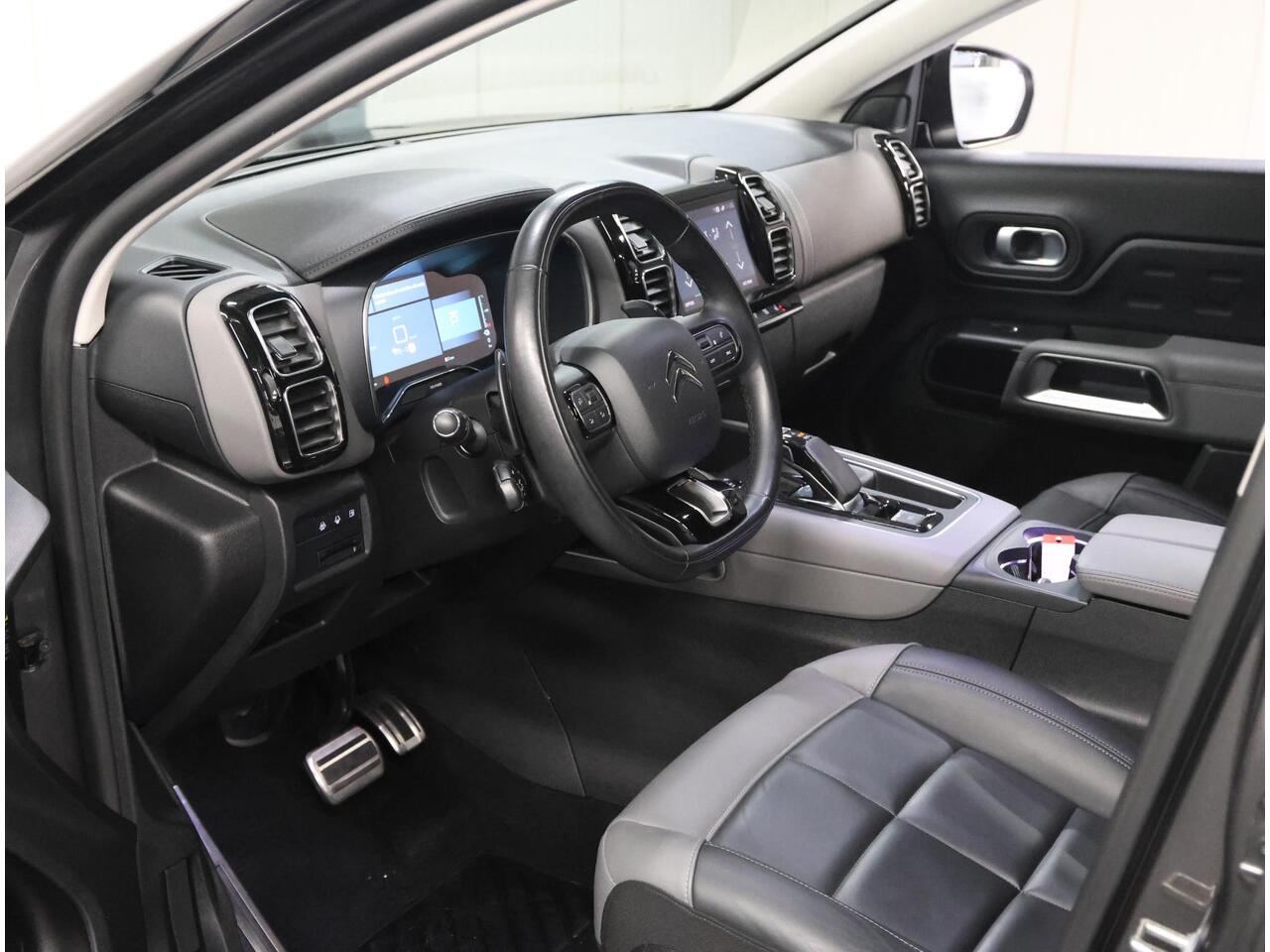 Citroen C5 Aircross 1.6 Plug-in Hybrid 225PK Shine | AppleCarPlay/AndroidAuto | 360'Camera | LEER | Glazen schuifdak | Cruise Control | 19''LMV | Stoelverwarming | Navigatie | Isofix | Privacy Glass | Elektrische Klep