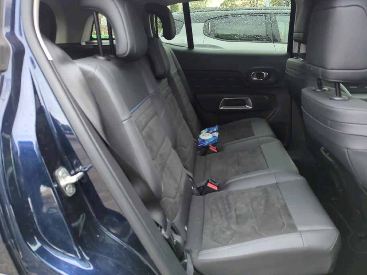 Citroen C5 Aircross 1.2 Hybrid 136 Plus / ALL-IN RIJKLAARPRIJS /Navi/Camera/Keyless/Dakrails