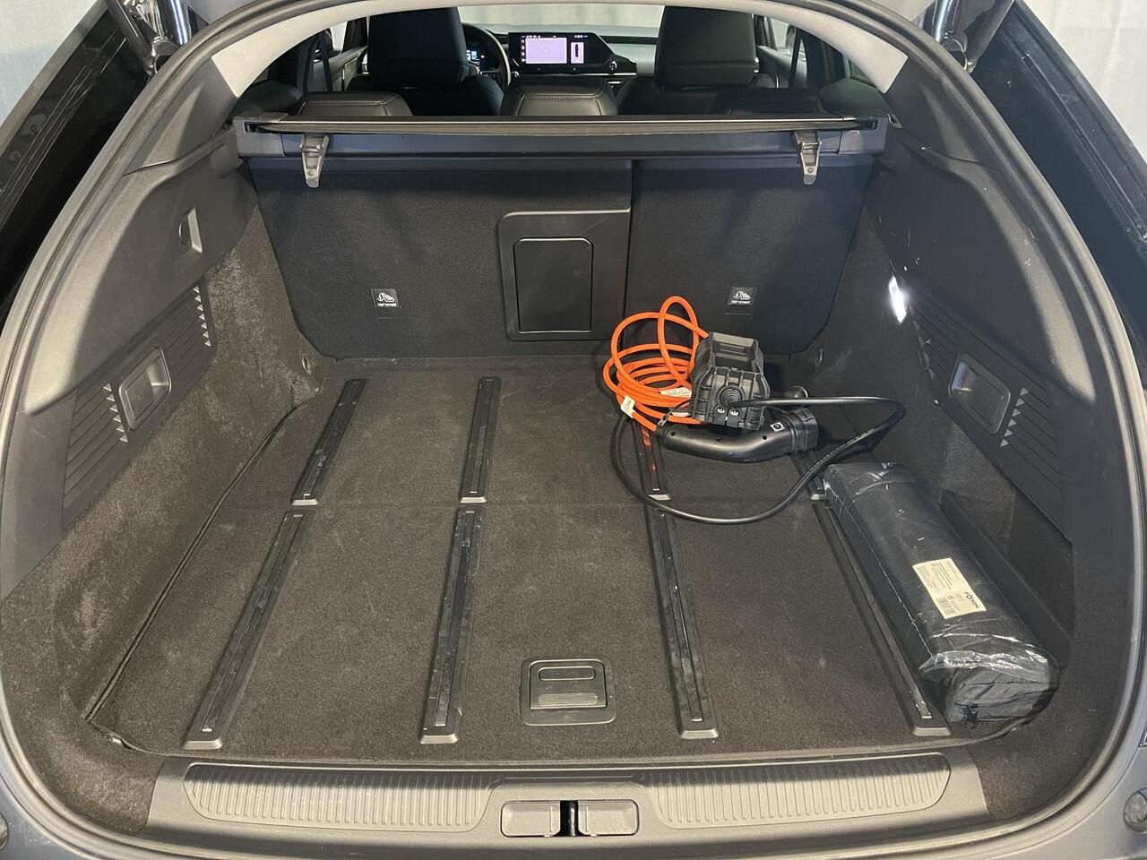 Citroen C5 X 1.6 Plug-in Hybrid 225 Feel 19"/Camera/Navigatie/Apple Carplay & Android Auto