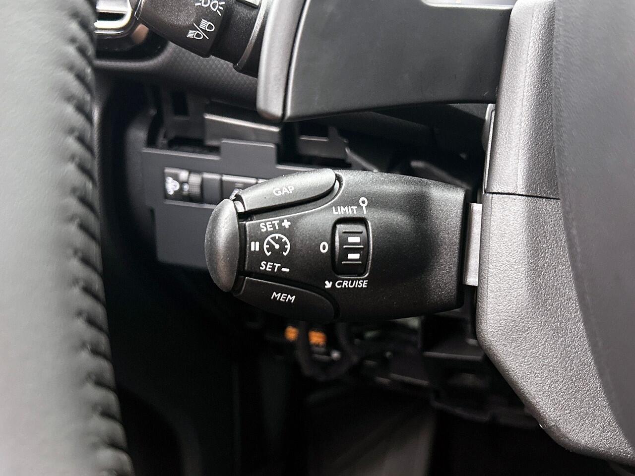 Citroen C5 Aircross Plug-in Hybrid 225pk Automaat Max | Panoramadak | Elektrische Achterklep | Alcantara bekleding |