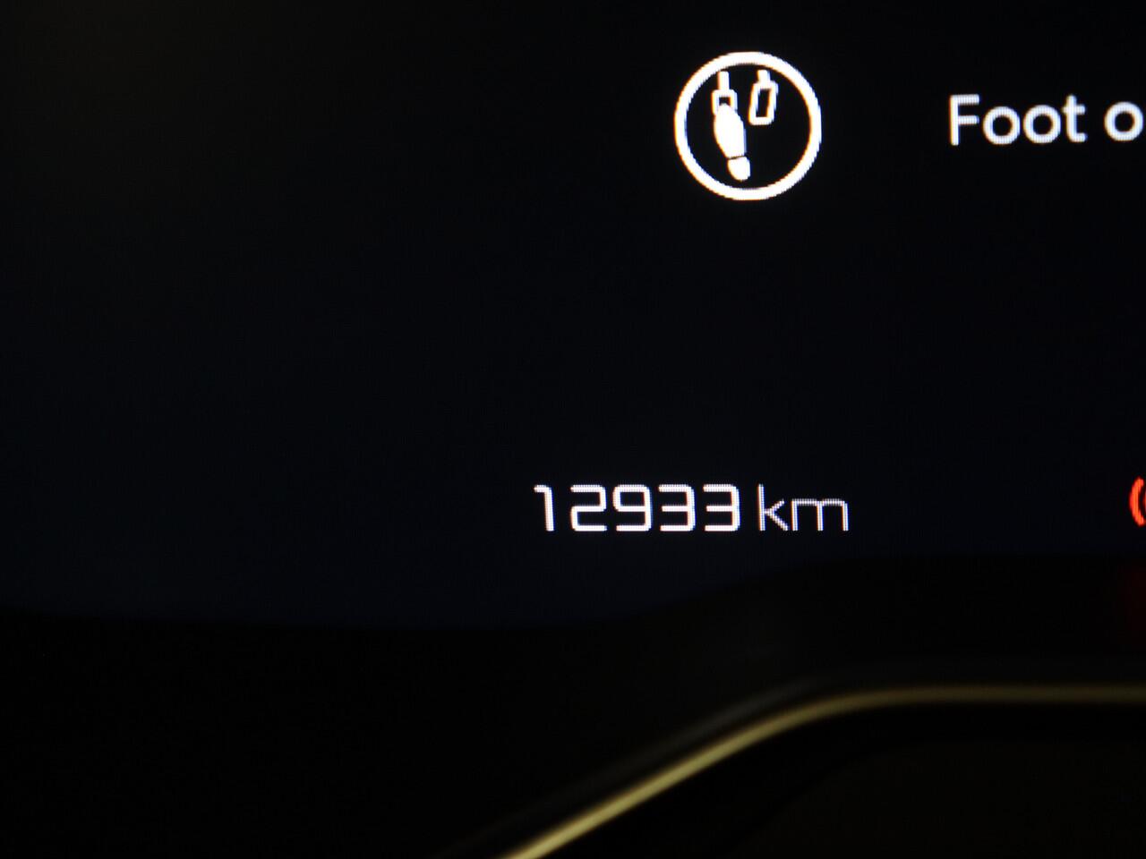 Citroen C5 Aircross 1.2 Hybrid 136 Plus | LED voor & achterlichten | Adaptief dempingsysteem | Verstelbare lendensteun | Achteruitrijcamera |