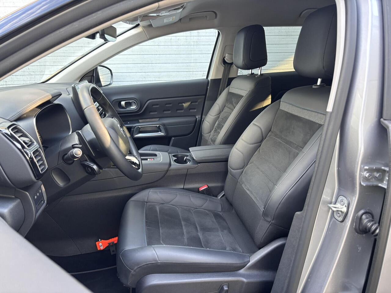 Citroen C5 Aircross Shine Pack 1.6 Hybrid 225pk e-EAT8 AUTOMAAT | HANDSFREE A.KLEP | TREKHAAK | ALCANTARA/LEDER | ADAPTIVE CRUISE | NAVI | CAMERA