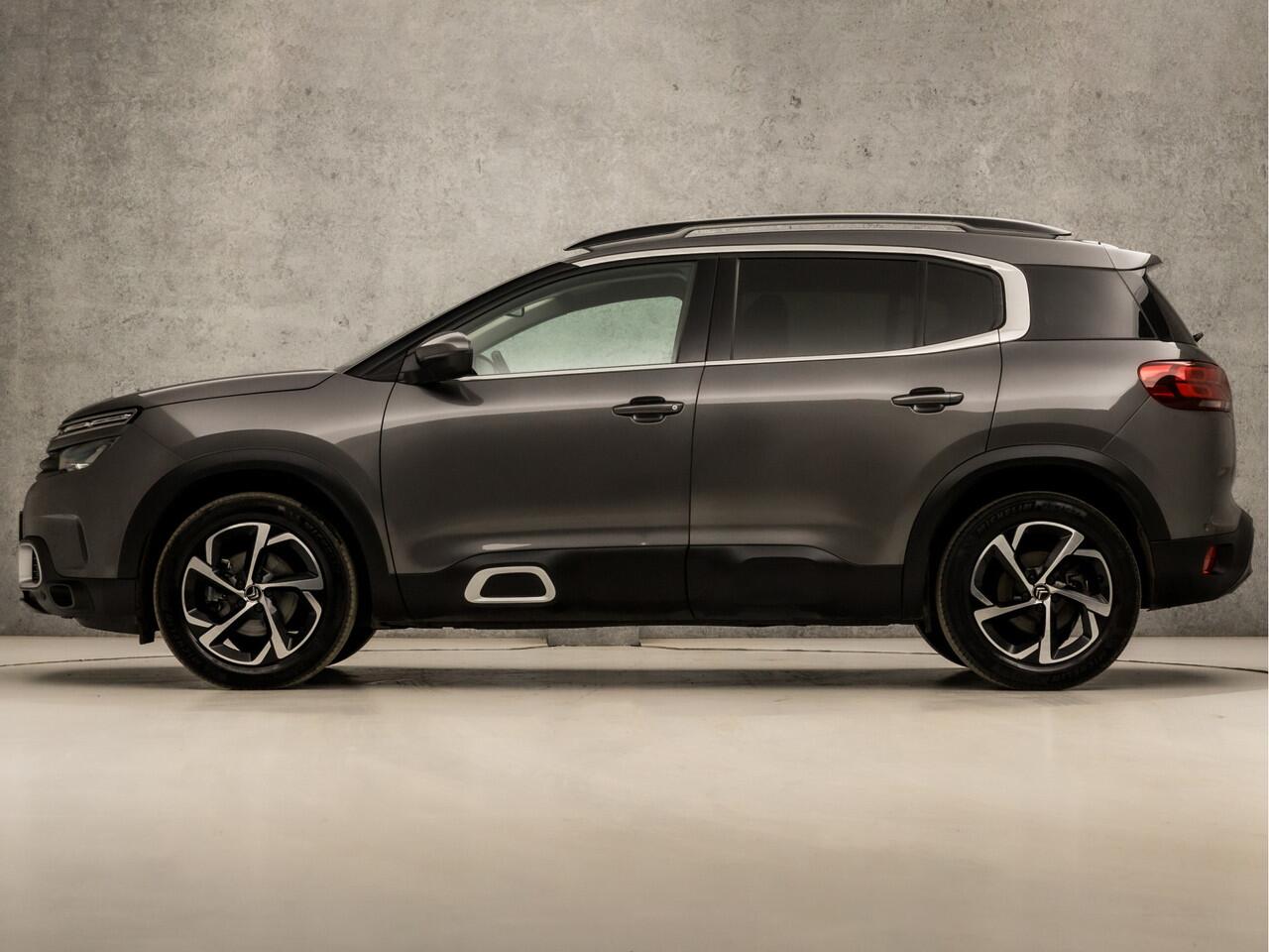 Citroen C5 Aircross 1.2 PureTech Sport Automaat (VIRTUAL COCKPIT, APPLE CARPLAY, GROOT NAVI, KEYLESS, GETINT GLAS, LEDER, SPORTSTOELEN, 360 CAMERA, TREKHAAK, DAB+, NIEUWSTAAT)