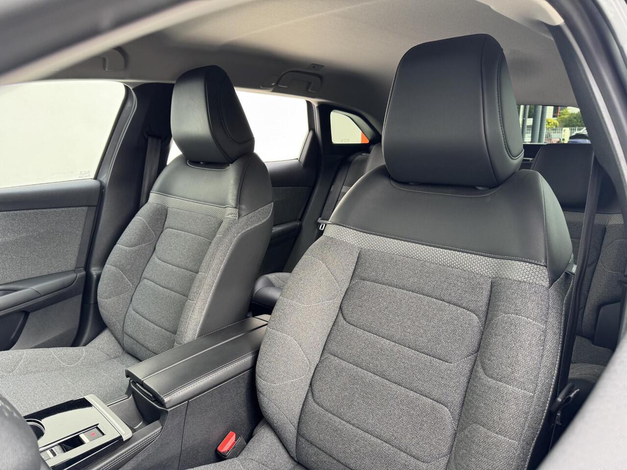 Citroen C5 X 1.6 Plug-in Hybrid 225 Feel | Camera | AD cruise | Carplay | Prijs is rijklaar