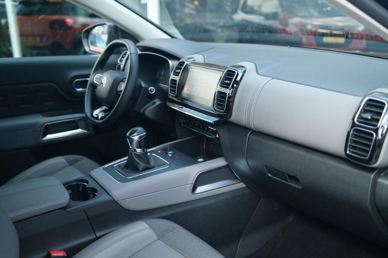 Citroen C5 Aircross PT 130 Feel Leer | Trekhaak | Stoelverwarming