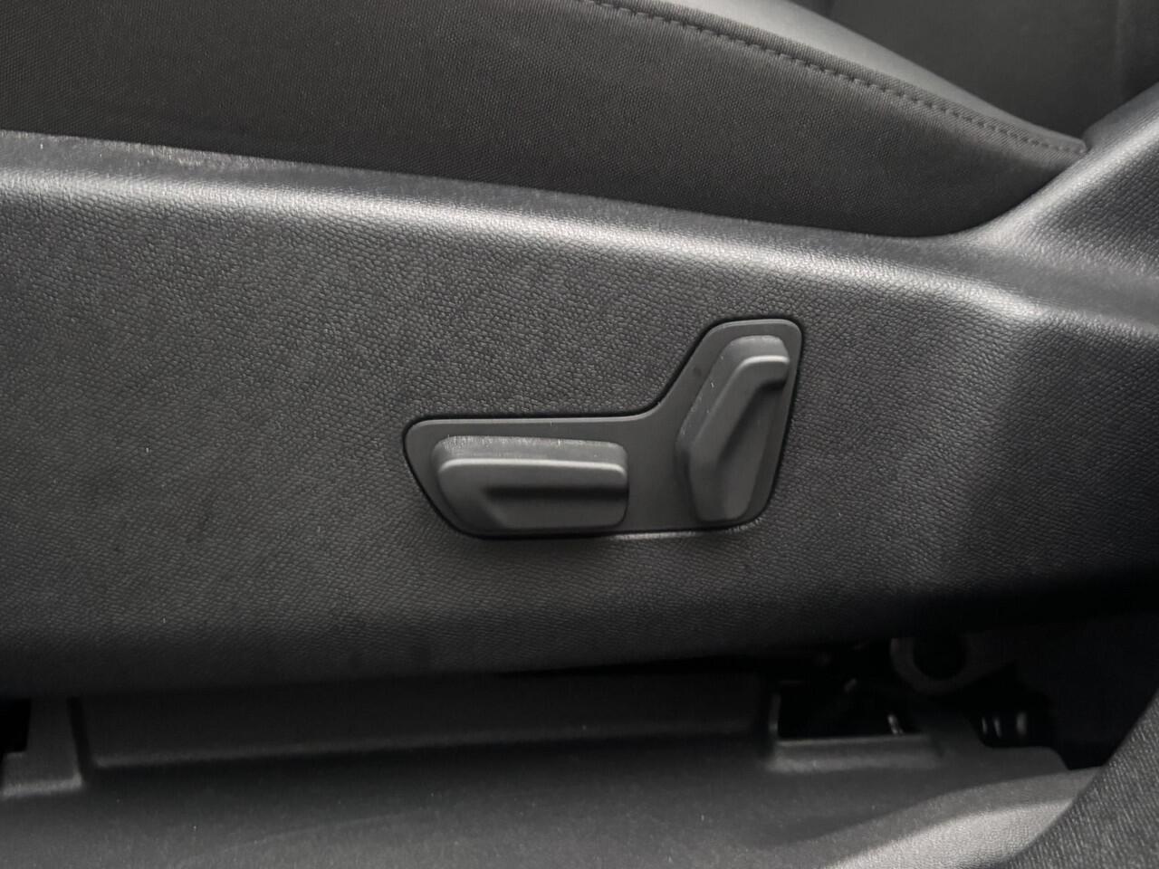 Citroen C5 Aircross Max Shine 1.2 Hybrid 145pk e-DSC6 | TWO-TONE | HANDSFREE A.KLEP | ALCANTARA/LEDER | 360° CAMERA | ADAPTIVE CRUISE | STOELVERW. | NAVI | DAB+