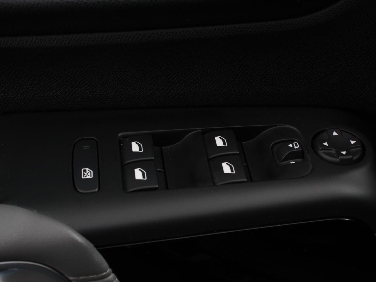 Citroen C5 Aircross 1.2 PureTech Business Airco Navi Cruise PDC VA Camera Virtual cockpit Carplay LED 18" LM Velgen