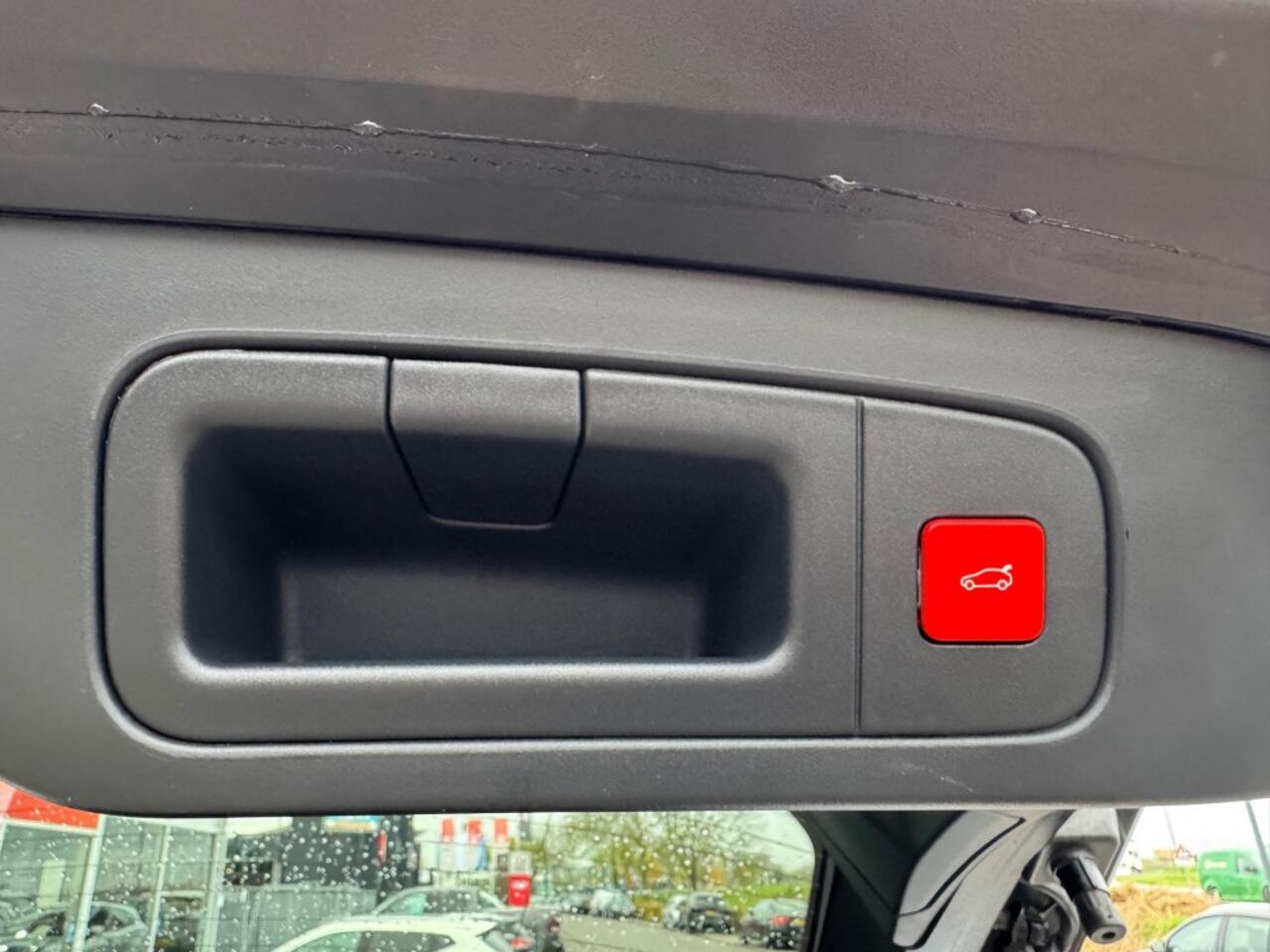 Citroen C5 1.6 PLUG-IN HYBRIDE 225 PK AUT. SHINE+ PANO-DAK LEER NAVI CAMERA CARPLAY MEMORY