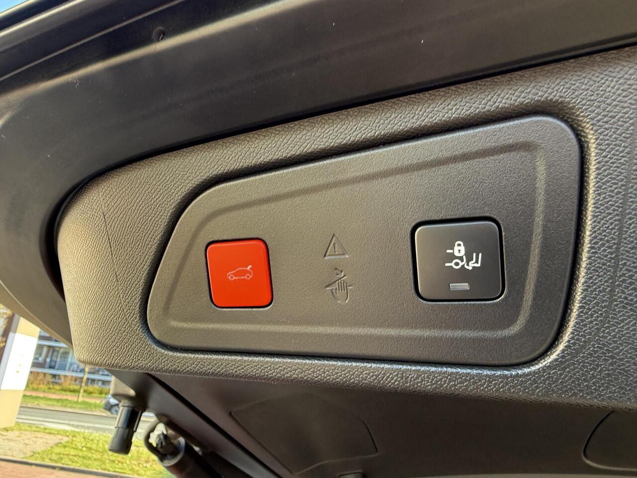 Citroen C5 Aircross 1.2 PureTech Shine / ALL-IN RIJKLAARPRIJS /Camera rondom/Navi/Apple Carplay/Key-Less