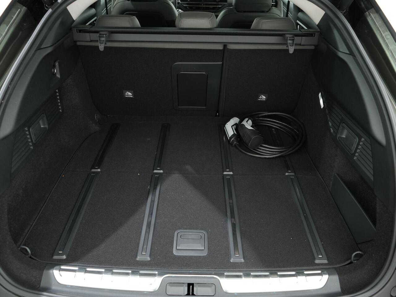Citroen C5 X 1.6 PLUG-IN HYBRID 225PK SHINE PACK EAT8 | Panoramadak | Pack Ambiance | Massage | Stoelventilatie | Luxe leder