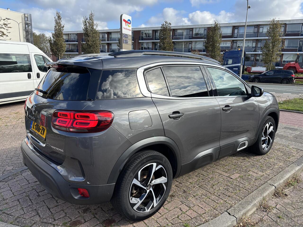 Citroen C5 Aircross 1.2 PureTech Feel / ALL-IN RIJKLAARPRIJS /Stoelverwarming/Keyless/Navi/Camera