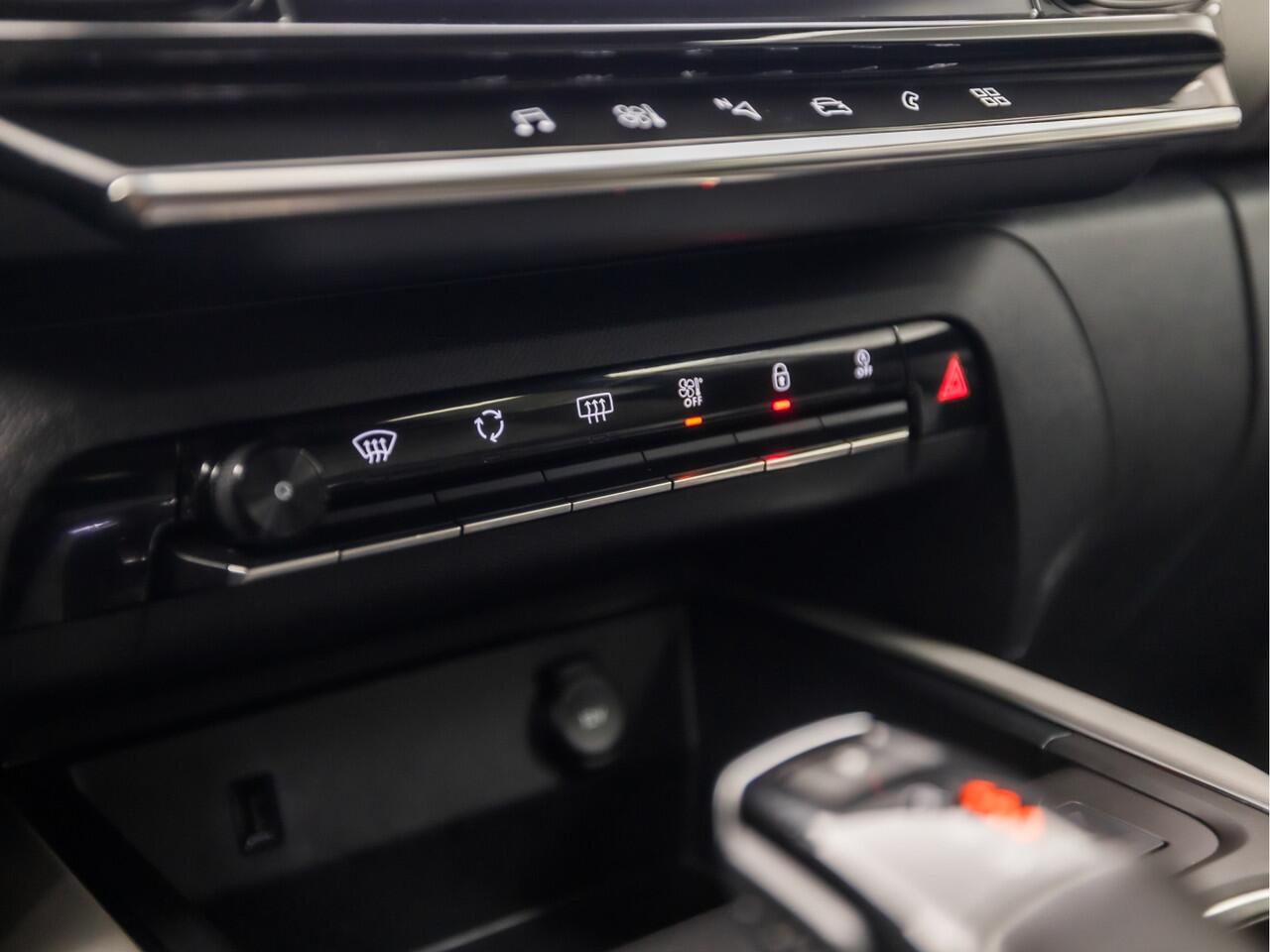 Citroen C5 Aircross 1.2 PureTech Sport Automaat (VIRTUAL COCKPIT, APPLE CARPLAY, GROOT NAVI, KEYLESS, GETINT GLAS, LEDER, SPORTSTOELEN, 360 CAMERA, TREKHAAK, DAB+, NIEUWSTAAT)