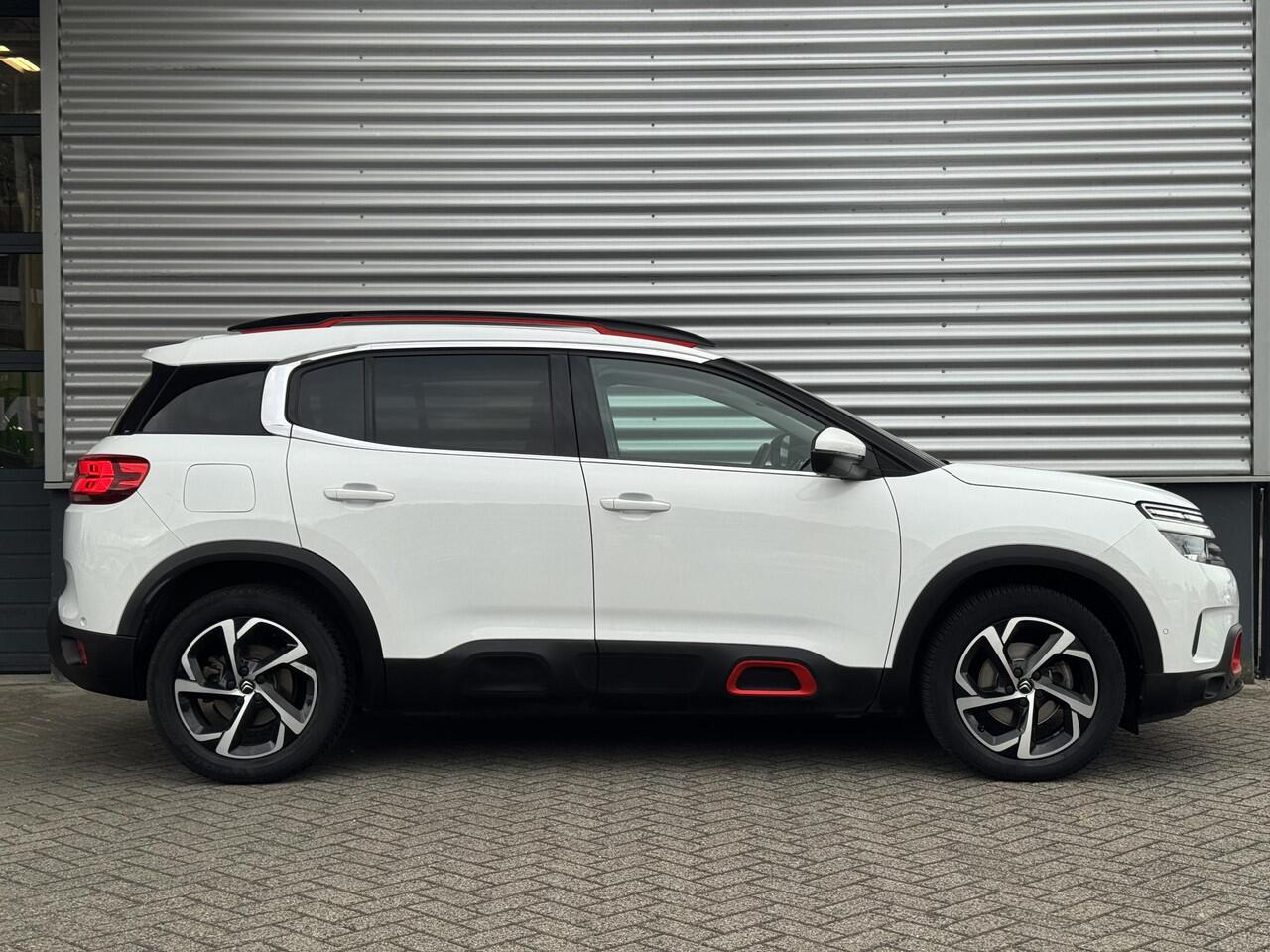 Citroen C5 Aircross Feel Pack 1.6 Turbo 180pk EAT8 | 1.500 KG TREKGEWICHT | CAMERA | ALL SEASON BANDEN | NAVI | DODEHOEK WAARSCHUW. | ISOFIX |