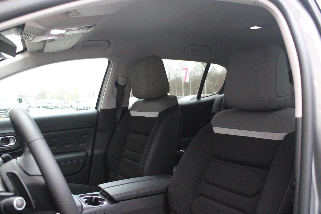 Citroen C5 Aircross 1.6 225PK Plug-in Hybrid FEEL | NAVIGATIE | ACHTERUITRIJ CAMERA | DODEHOEKDETECTIE | APPLE CARPLAY/ANDROID AUTO | CLIMATE CONTROL | DAB RADIO | ADAPTIVE CRUISE CONTROL | VERSTELBARE ACHTERSTOELEN | LANE-ASSIST |