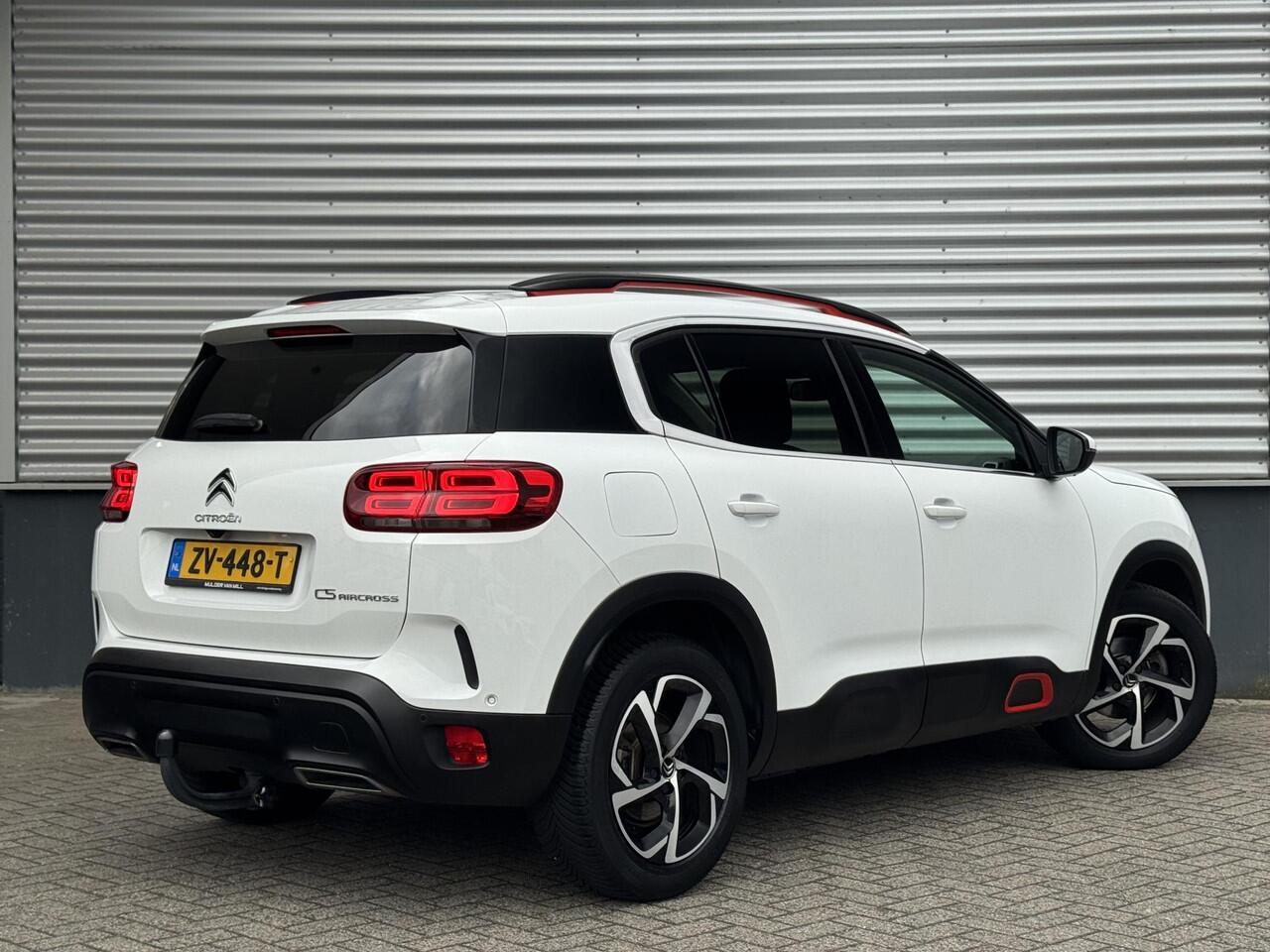 Citroen C5 Aircross Feel Pack 1.6 Turbo 180pk EAT8 | 1.500 KG TREKGEWICHT | CAMERA | ALL SEASON BANDEN | NAVI | DODEHOEK WAARSCHUW. | ISOFIX |