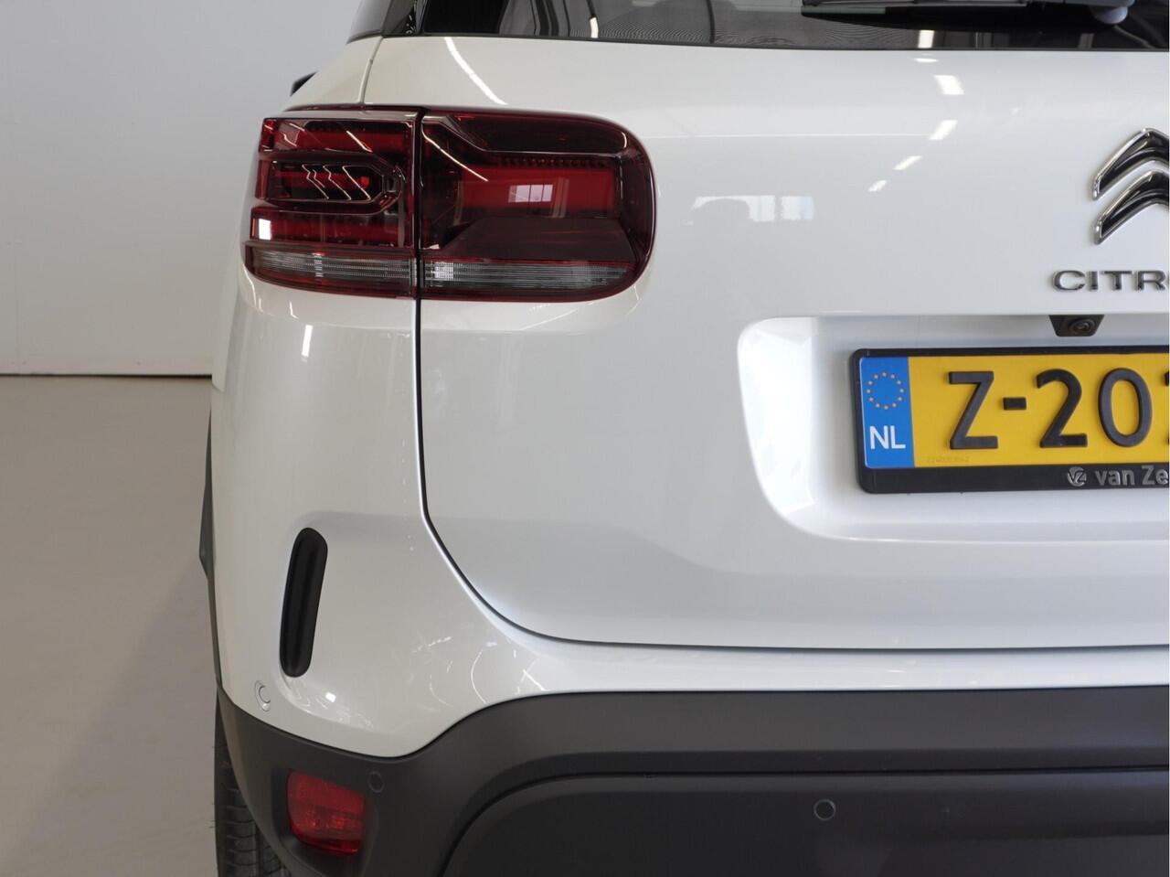 Citroen C5 Aircross 1.6 PHEV ë-Series 225Pk | Panoramadak | Leder | Elektrische achterklep | 19" Velgen | Van ¤51.118,- rijklaar voor ¤42850,- | Nieuwe auto
