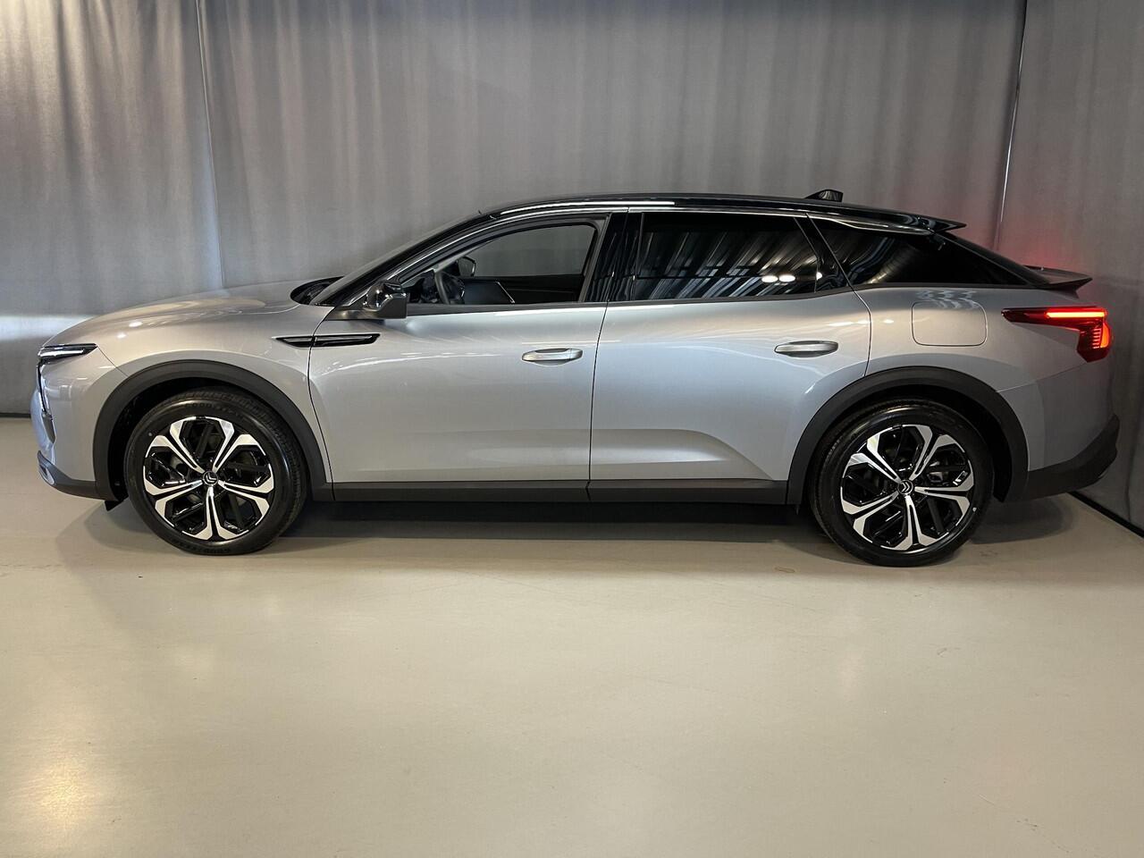 Citroen C5 X 1.6 Plug-in Hybrid Shine 19''/Leder/Dodehoek/Head-up display/Keyless/Stuur+stoelverwarming/Voorruitverwarming/DAB+/Camera