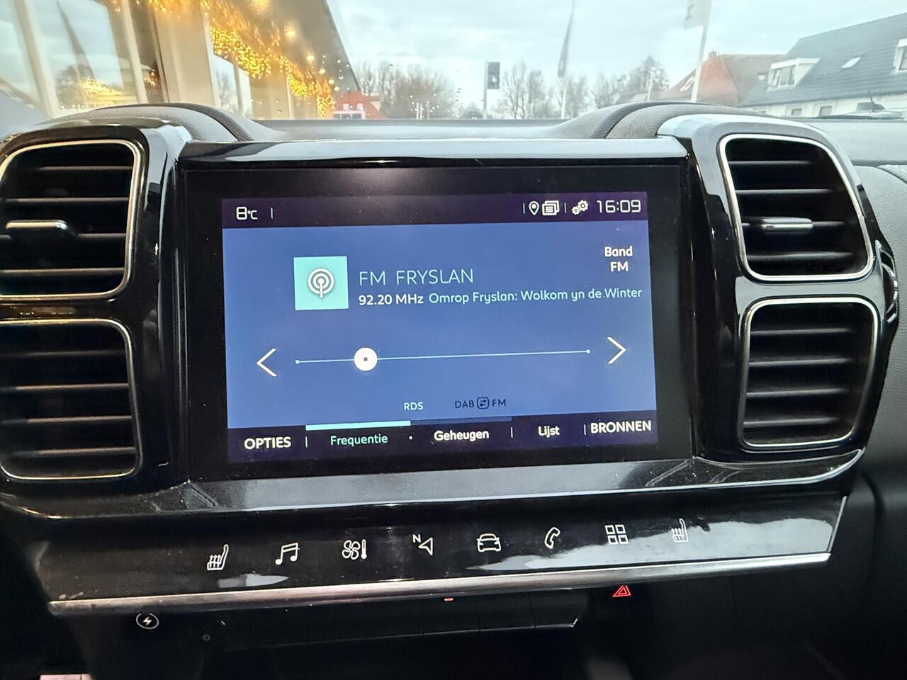 Citroen C5 Aircross 1.6 Plug-in Hybrid 225 Shine | 19 inch| Automaat | Achteruitrijcamera | Apple carplay | Voorstoelen verwarmd | Navigatiesysteem