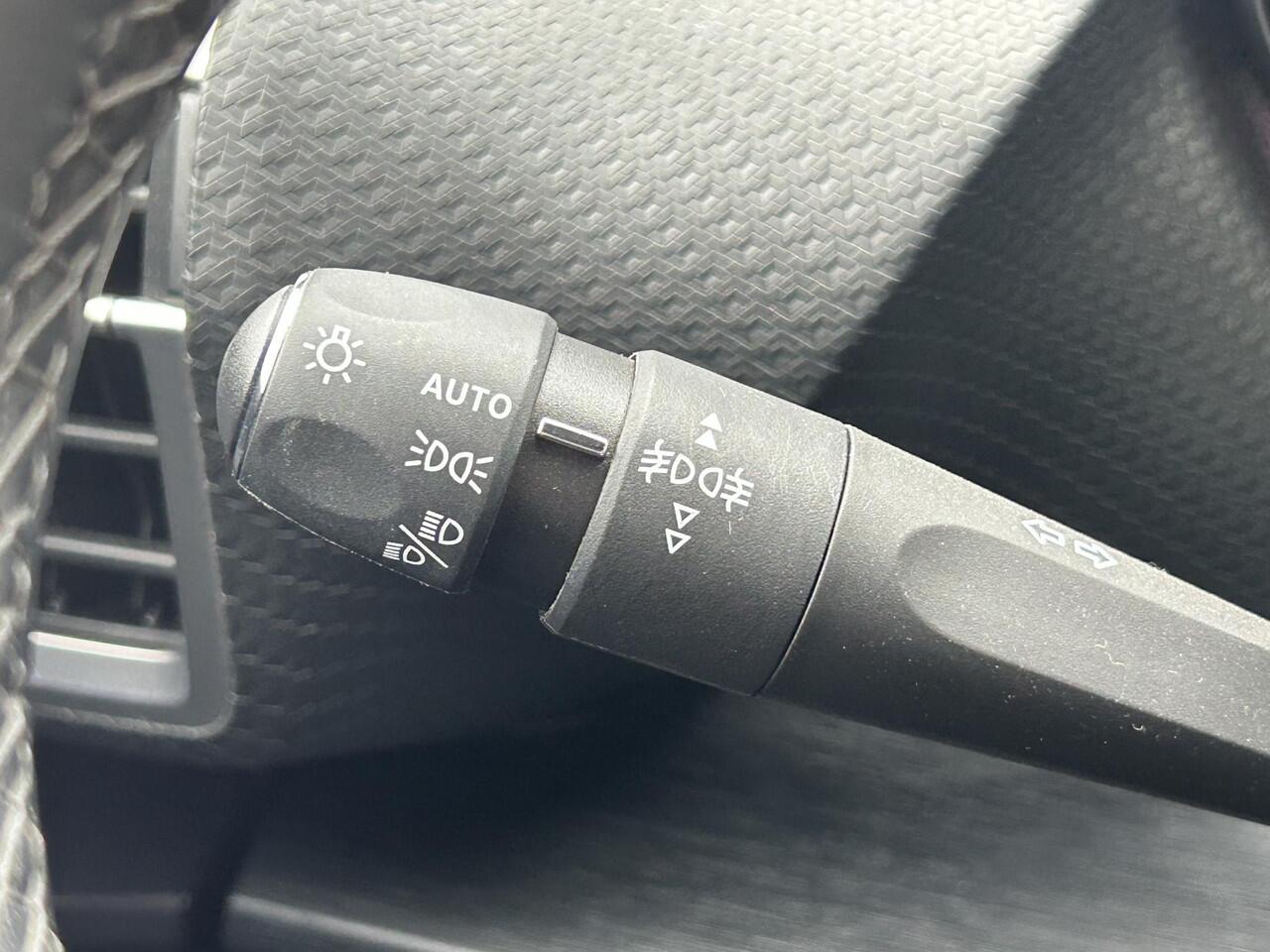 Citroen C5 X 1.2 PT 130 Business Plus Aut. | Lederen bekleding | Camera | Prijs is rijklaar