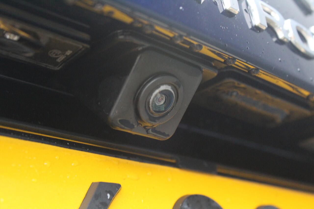 Citroen C5 Aircross 1.6 Plug-in Hybrid 225 Business Plus | Incl. 12 maanden garantie | Trekhaak | Parkeersensoren | Achteruitrijcamera | Lichtmetalen velgen | Climate control | Airco | Apple carplay/Android auto | Navigatie | Adaptive cruise control |