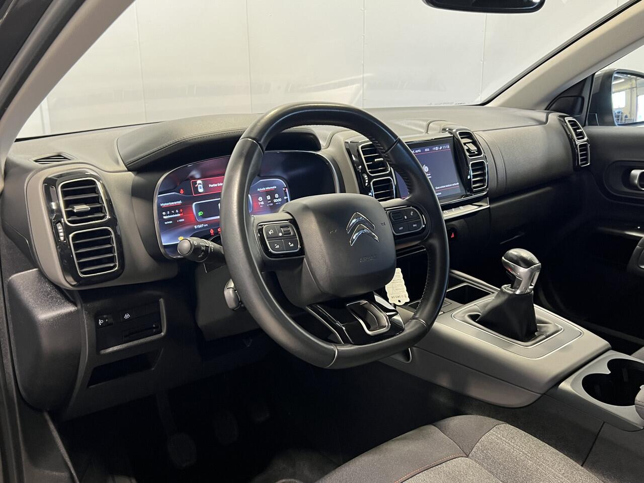 Citroen C5 Aircross 1.2 Turbo Business | Navigatie/Android/Apple Carplay | LM Velgen 18" | Voorstoelen Verwarmd | Achteruitrijcamera | Nieuwe Distributieriem! |