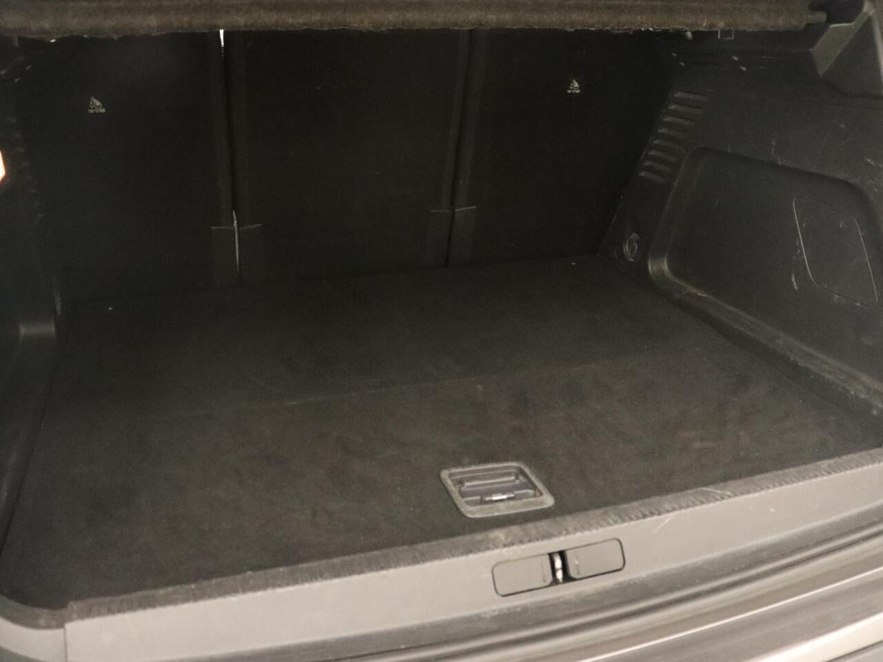 Citroen C5 Aircross 1.6 Plug-in Hybrid 225 Business | Trekhaak | Carplay | Navigatie | Camera | Parkeerhulp | Digital Cockpit | Climate control | Cruise control | PHEV