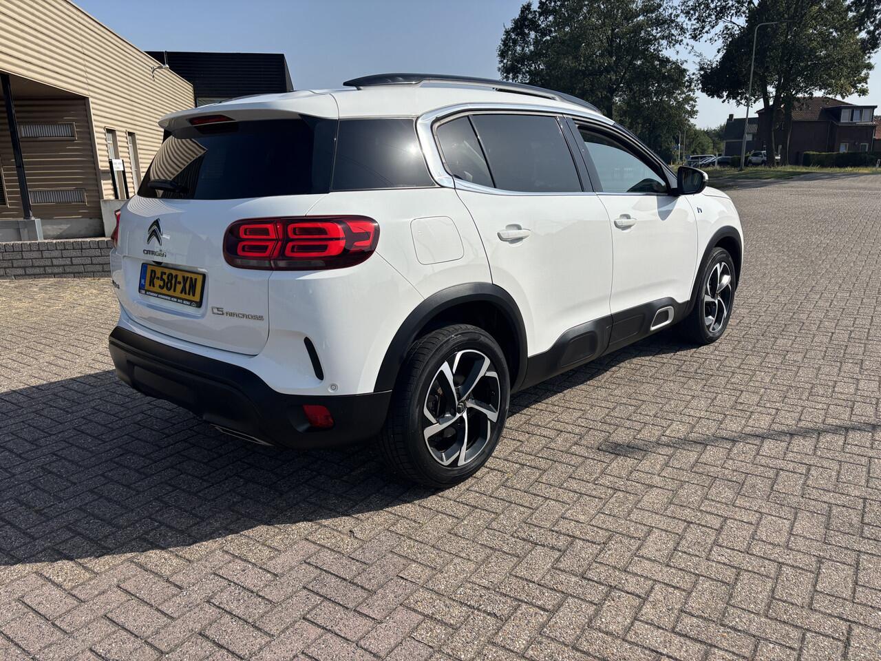 Citroen C5 Aircross 1.6 Plug-in Hybrid 225 Feel Automaat [ Fm navi,camera`s,ecc,cruise,18``lmv,pdc ]