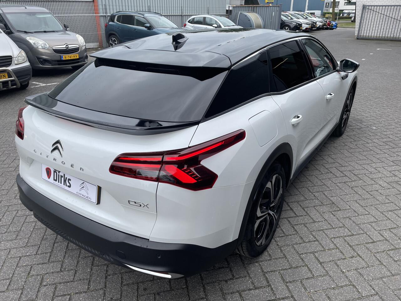 Citroen C5 X 225pk Hybrid Shine Pack (Leder incl geheugen - Camera - Stoel-/-stuurwielverwarming - Two tone - Keyless Entry - Adaptieve Cruise Controle - Apple Carplay)