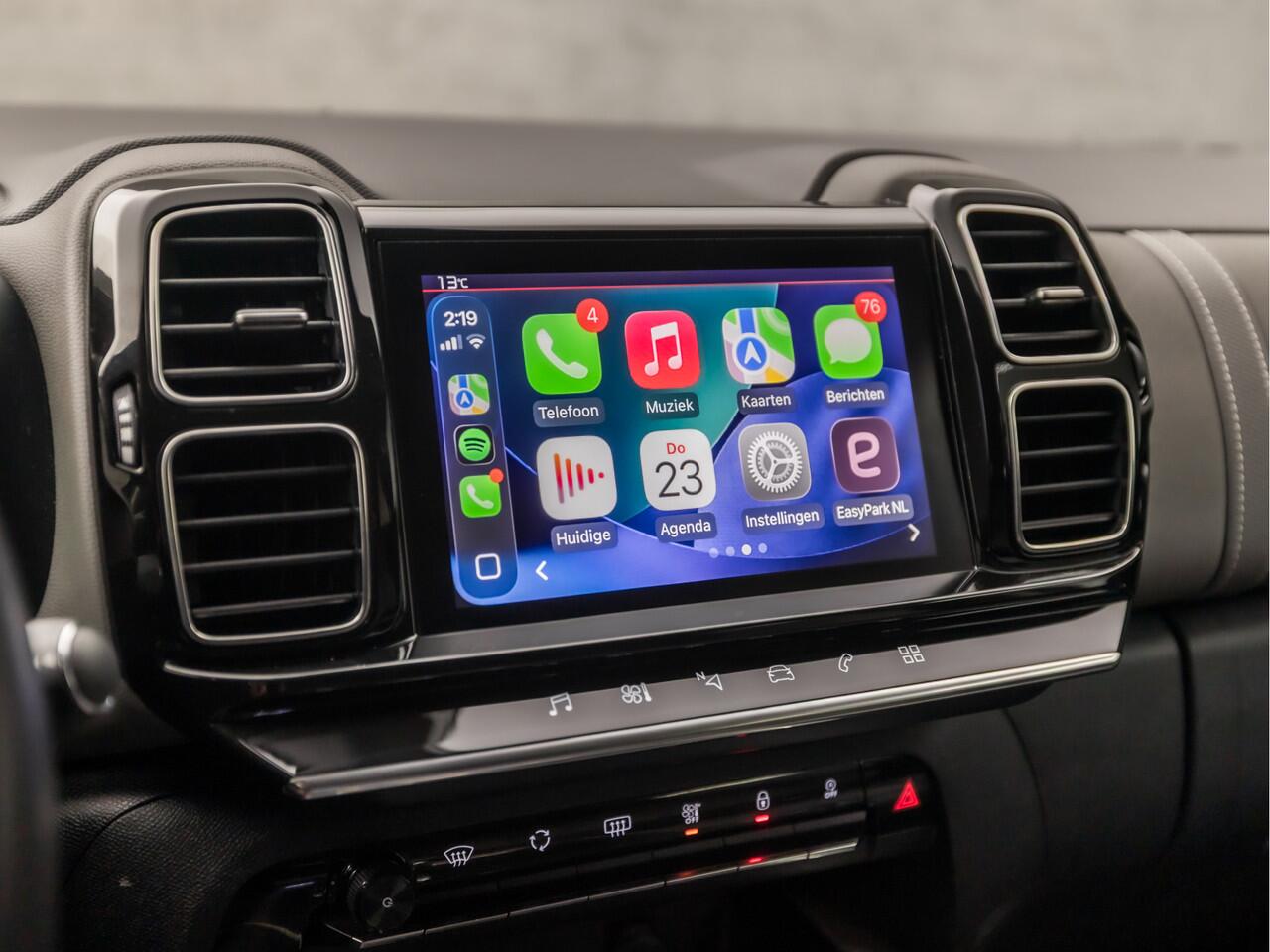 Citroen C5 Aircross 1.2 PureTech Sport Automaat (VIRTUAL COCKPIT, APPLE CARPLAY, GROOT NAVI, KEYLESS, GETINT GLAS, LEDER, SPORTSTOELEN, 360 CAMERA, TREKHAAK, DAB+, NIEUWSTAAT)