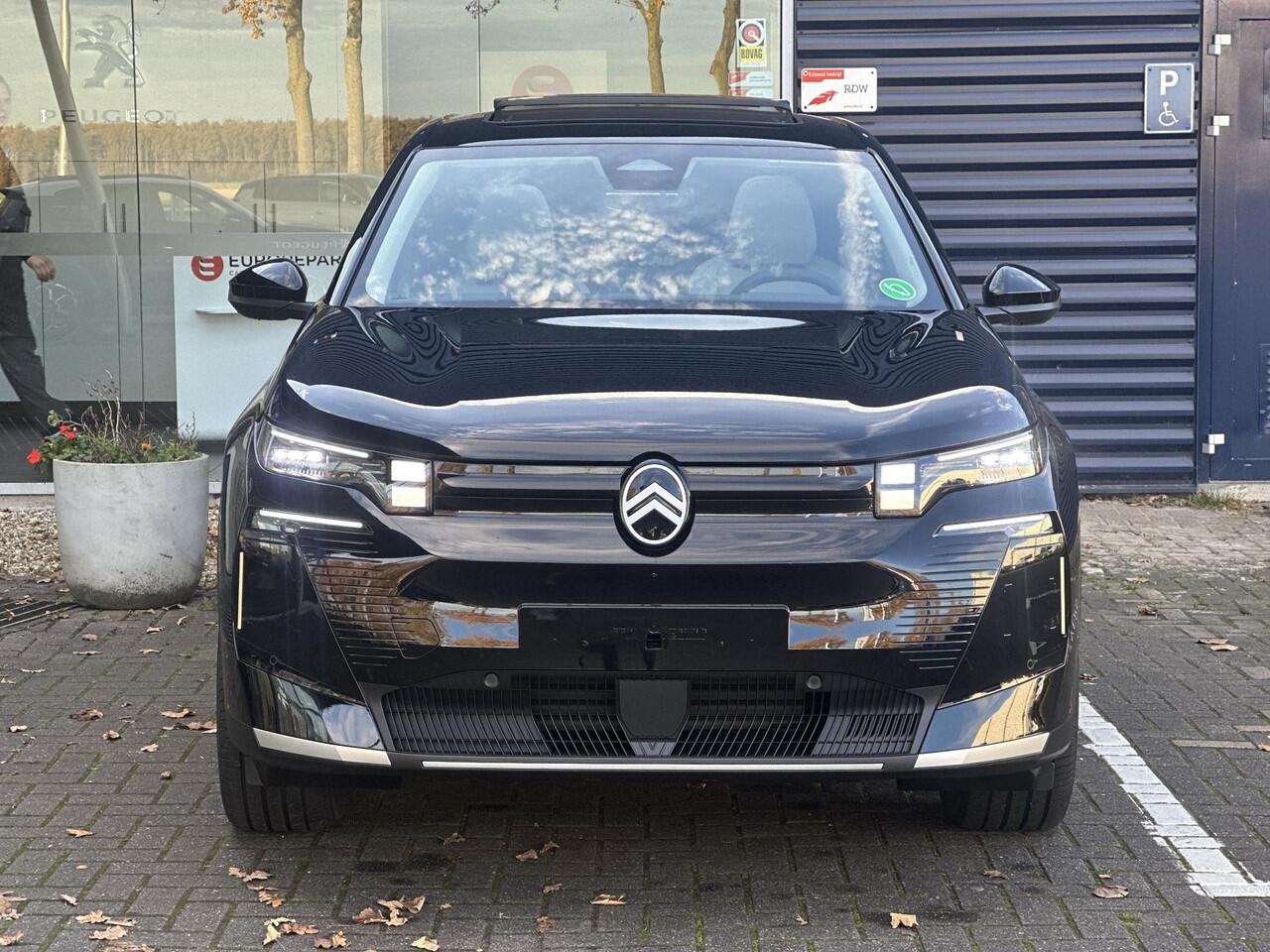 Citroen C5 Aircross Max Comfort Range 73 kWh | Comfort Seats | Adaptive Cruise Control | Climate Control | Parkeercamera/-sensoren | Panoramadak | PHC onderstel | Appel Carplay/Android Auto | Full LED | Elektrische kofferbak | Stoelverwarming/-massage | Head-Up Disp
