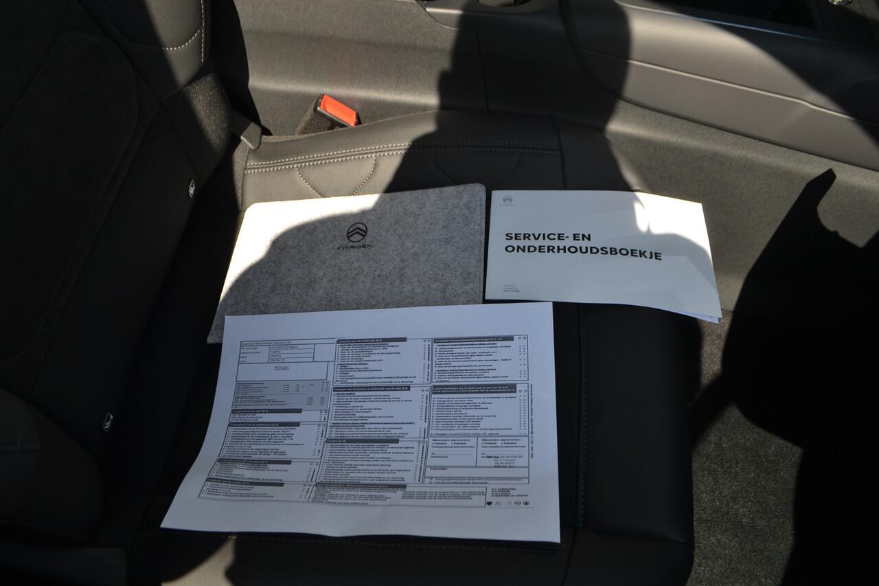 Citroen C5 Aircross 1.6 Plug-in Hybrid 225pk Max I AUTOMAAT I PANORAMADAK I NAVIGATIE I ACHTERUITRIJCAMERA I PARKEERSENSOREN VOOR & ACHTER I EL. ACHTERKLEP I L.M. VELGEN I LEDER + ALCANTARA BEKLEDING I MAX AANHANGERGEWICHT 1.300 KG GEREMD I