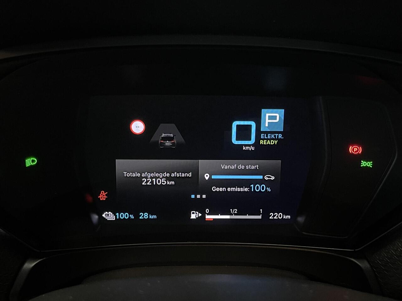 Citroen C5 X 1.6 Plug-in Hybrid 225 Shine 19''/Trekhaak/Leder/Dodehoek/Head-up Display/Keyles/Stuur+stoelverwarming/Voorruitverwarming/DAB+/Camera