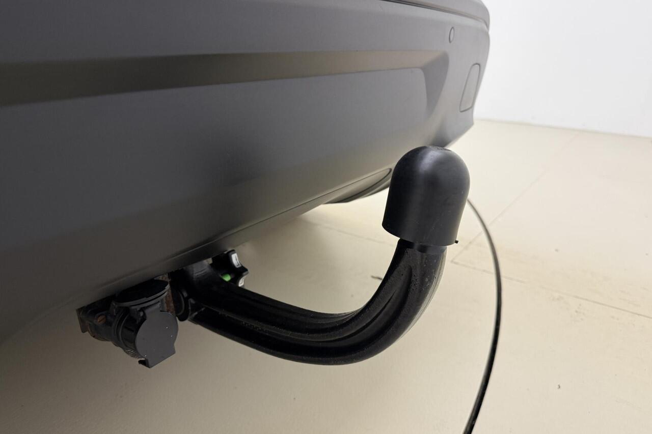 Citroen C5 Aircross 1.6 Plug-in Hybrid Shine 225 PK | 8-Traps Automaat | Elektrisch bedienbare achterklep | Trekhaak | Camera | Lederen bekleding | Navigatie | Cruise Control | 1e eigenaar