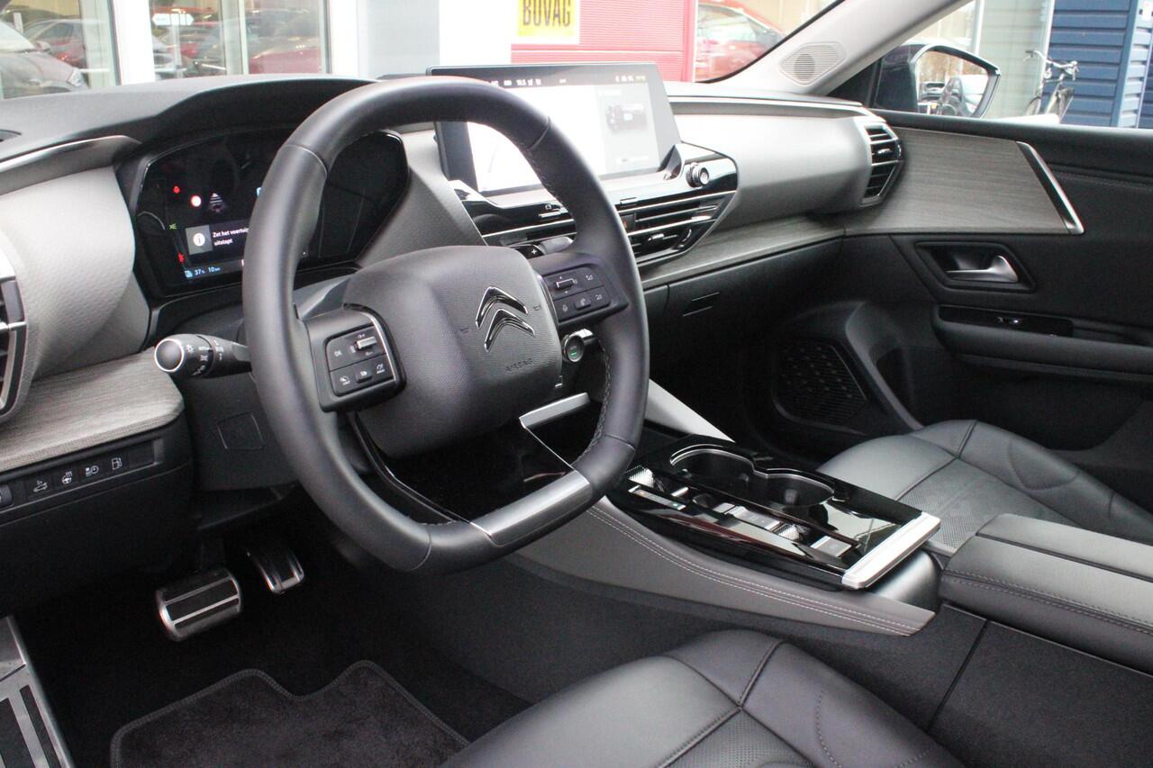 Citroen C5 X 1.6 Plug-in Hybrid 225PK MAX | PANORAMISCH SCHUIF / KANTELDAK | ELEKTRISCHE VOORSTOELEN MET GEHEUGEN | VOORSTOEL VENTILATIE | VOORSTOEL VERWARMING | VOORSTOELEN MET MASSAGE FUNCTIE | LEDEREN BEKLEDING | STUUR VERWARMING | DRAADLOOS APPLE CARPLAY / ANDRO
