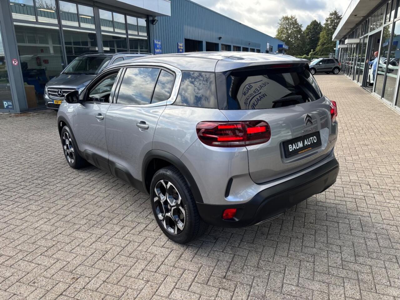 Citroen C5 1.2 PURETECH FEEL PACK AIRCO NAVI CARPLAY PDC-CAMERA.