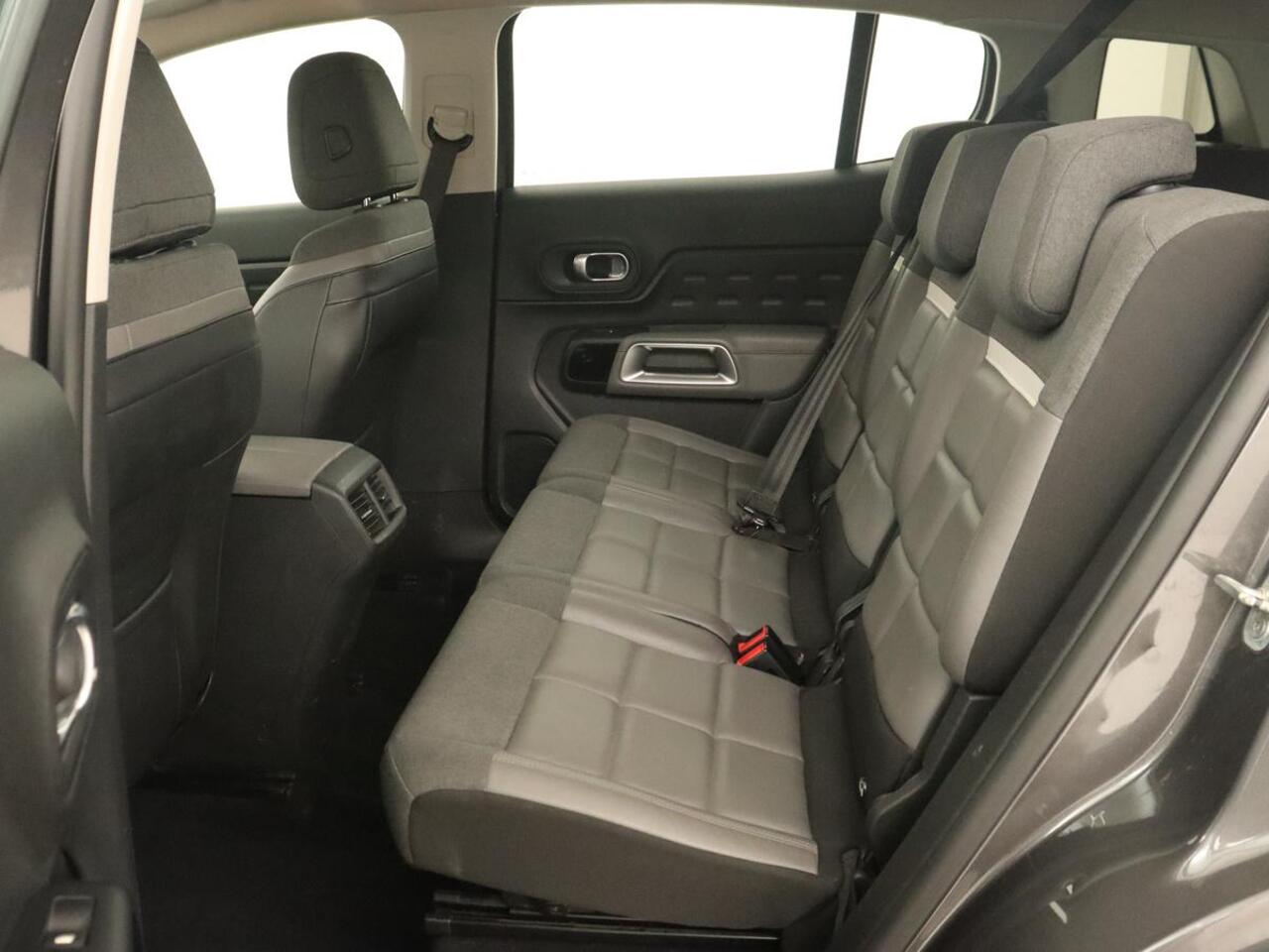 Citroen C5 Aircross 1.6 Plug-in Hybrid 225 Business | Trekhaak | Carplay | Navigatie | Camera | Parkeerhulp | Digital Cockpit | Climate control | Cruise control | PHEV