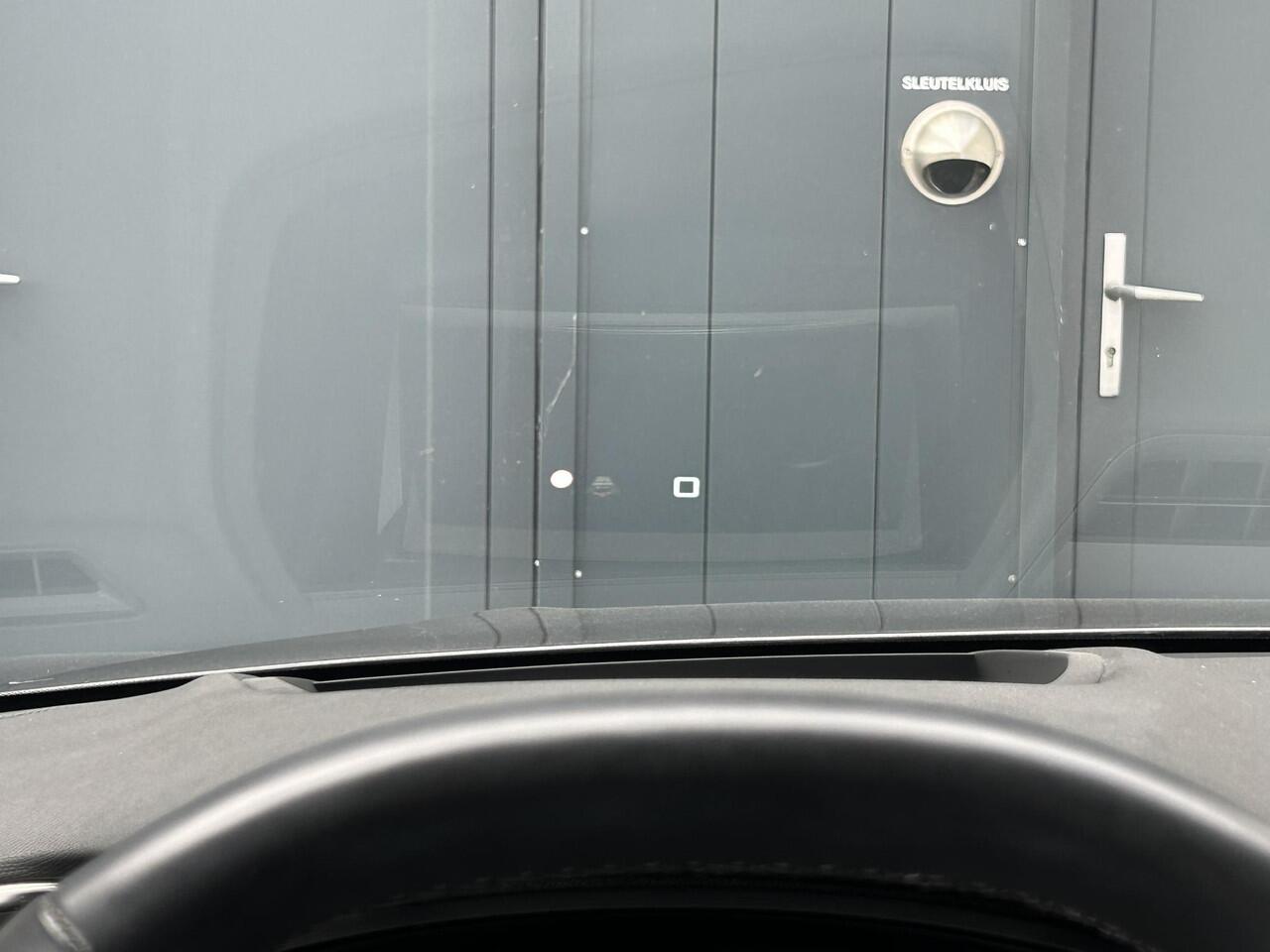 Citroen C5 X 1.2 PT 130 Business Plus Aut. | Lederen bekleding | Camera | Prijs is rijklaar