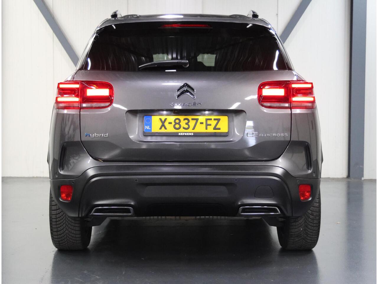 Citroen C5 Aircross 1.6 Plug-in Hybrid 225PK Shine | AppleCarPlay/AndroidAuto | Lederen Bekleding | Cruise Control | Camera | Navigatie | Keyless Start | FULL LED | Stoelverwarming | Privacy Glass | Isofix |