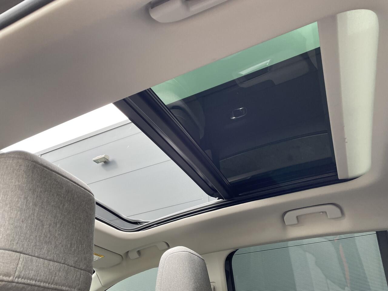 Citroen C5 Aircross 180pk Shine (Elektrisch Schuifdak - Trekhaak - Leder - Stoelverwarming - 360gr Camera - 19" - Grip Controle - Elektrische Klep)