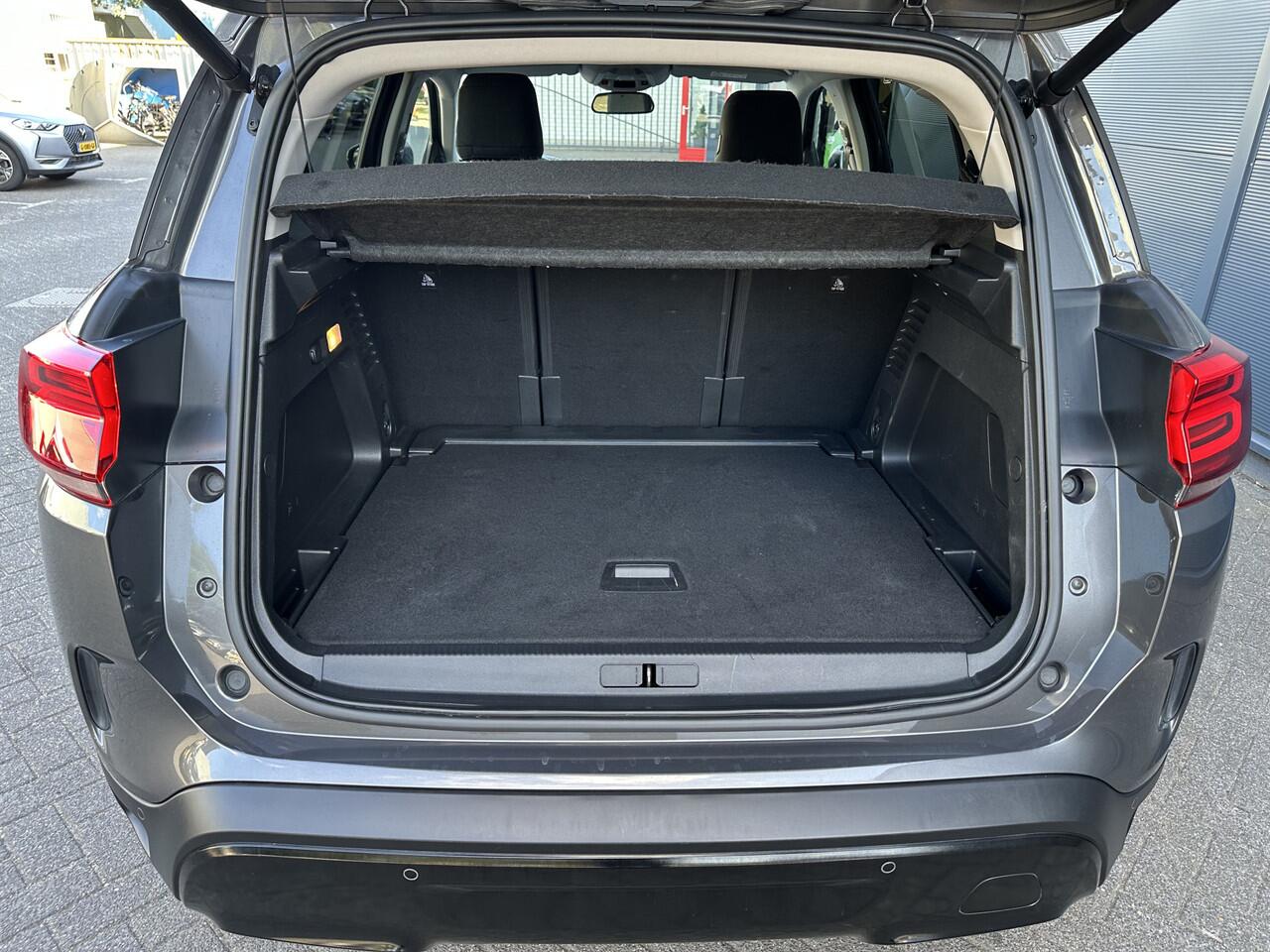 Citroen C5 Aircross 180pk Shine (Trekhaak - Elektrische klep - Stoelverwarming - Keyless Entry - Navigatie - Camera - Adaptive Cruise Control)