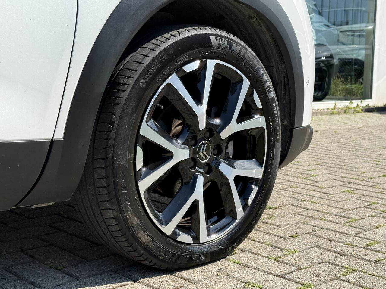 Citroen C5 Aircross 1.2 PureTech Shine Panorama | App Connect | Airco