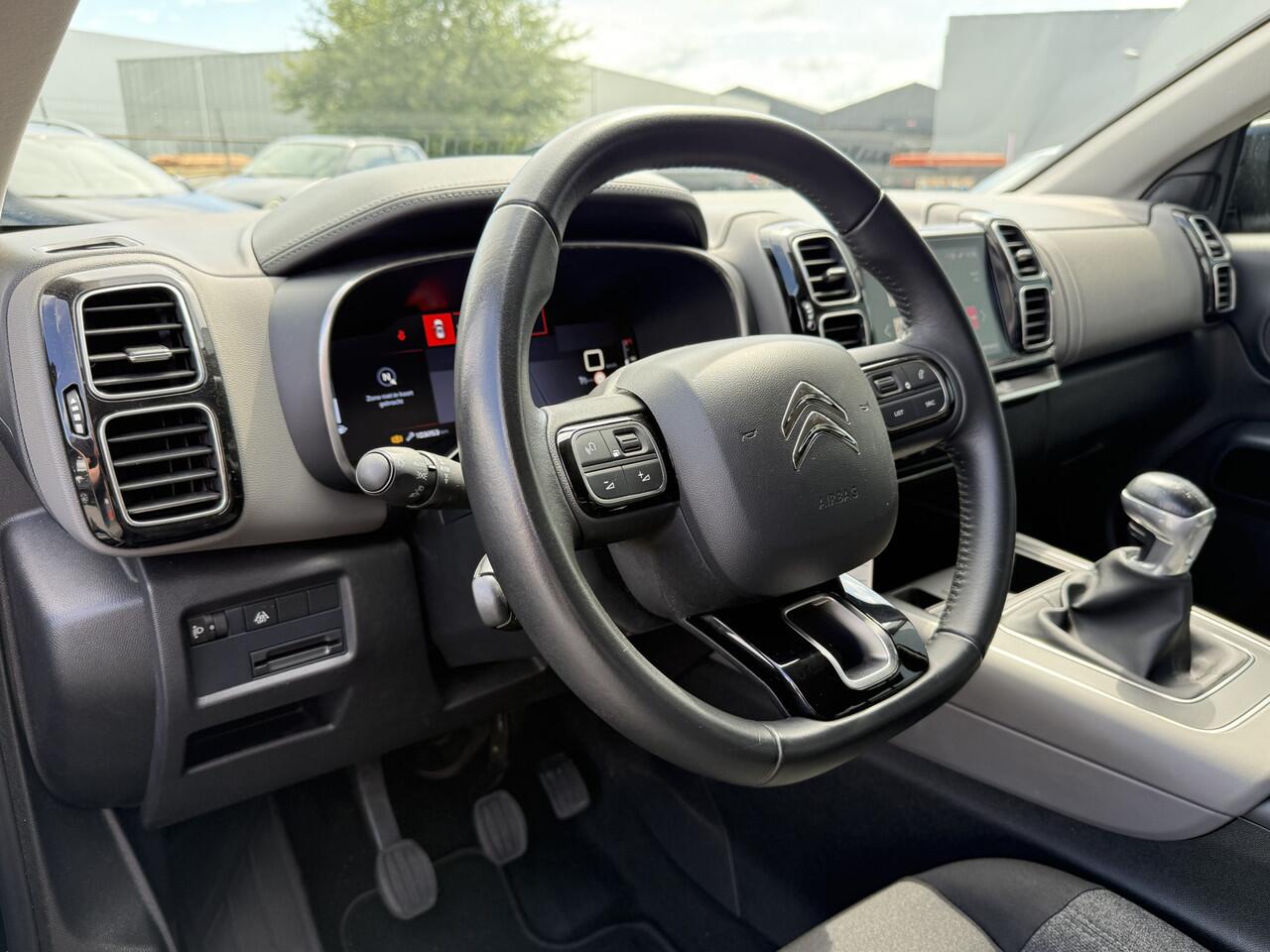 Citroen C5 Aircross BWJ 2021 1.2 131 PK Business NAVI | CLIMA | CRUISE | 360 CAMERA | APPLE CARP. | ANDROID AUT. | PDC | MULTIFUNCT. STUUR