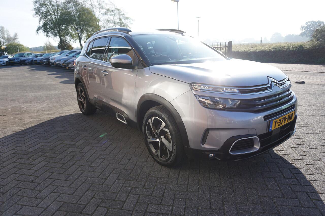 Citroen C5 Aircross 1.2 PURETECH 131PK AUTOMAAT SHINE 5P 5STOELEN CAMERA 18INCH 1/2LEDER ANDROID/APPLECARPLAY NAVI DIGITALE COCKPIT LED PARKEERSENSOREN V+A ECC AIRCO CRUISECONTROL BLUETOOTH KEYLESS ENZ...
