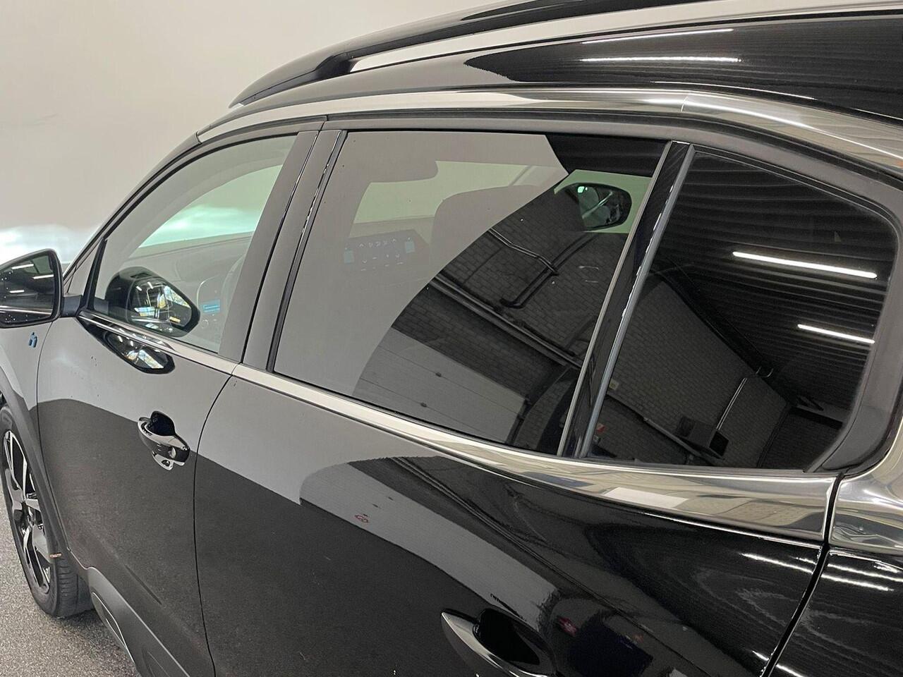 Citroen C5 Aircross 1.6 Plug-in Hybrid 225 Shine Navigatie Apple Carplay/Android Auto Camera Parkeersensoren Adaptive Cruise Control Elektrische achterklep Stoelverwarming Virtual Cockpit Climate Control Lichtmetalen velgen