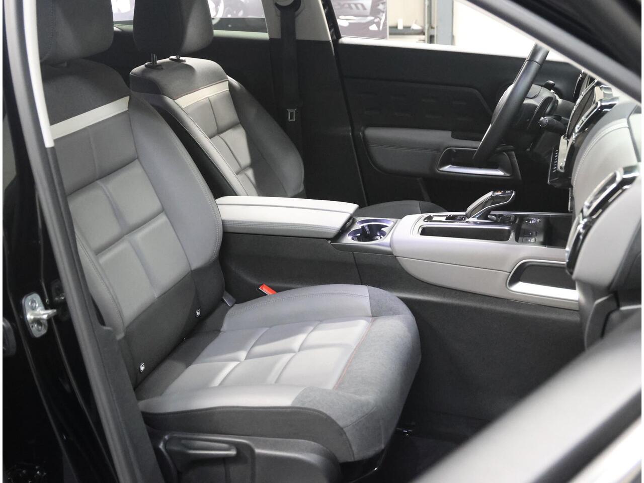 Citroen C5 Aircross 1.2 130PK Shine | AppleCarPlay/AndroidAuto | Stof/Lederen Bekleding | StoelVerwarming | Cruise Control | Camera | Keyless Start | LED | Elektrische Klep | Isofix | Privacy Glass |