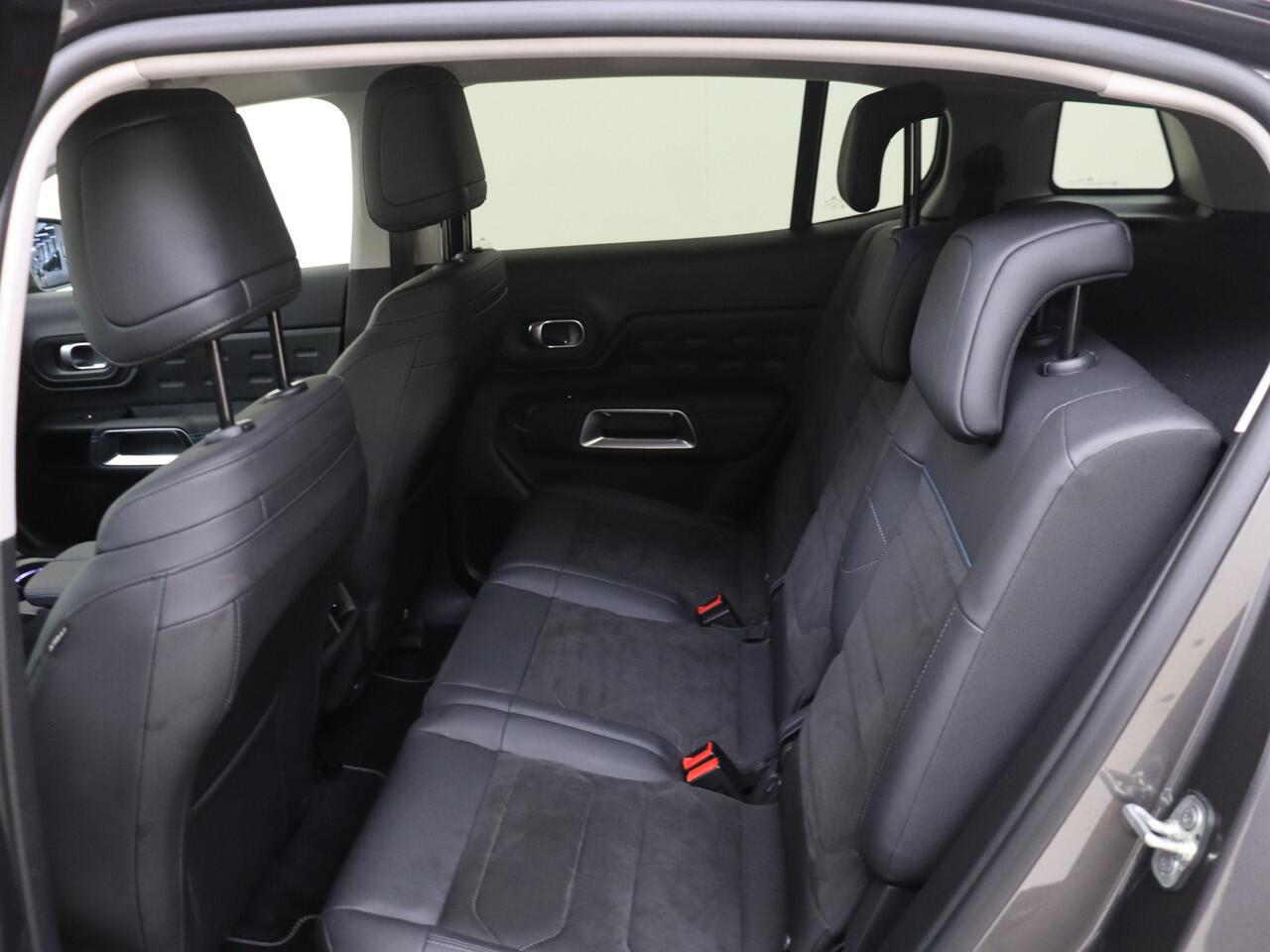 Citroen C5 Aircross 1.2 Hybrid 136 ë-Series | Carplay | Camera | Clima | Adapt. Cruise |