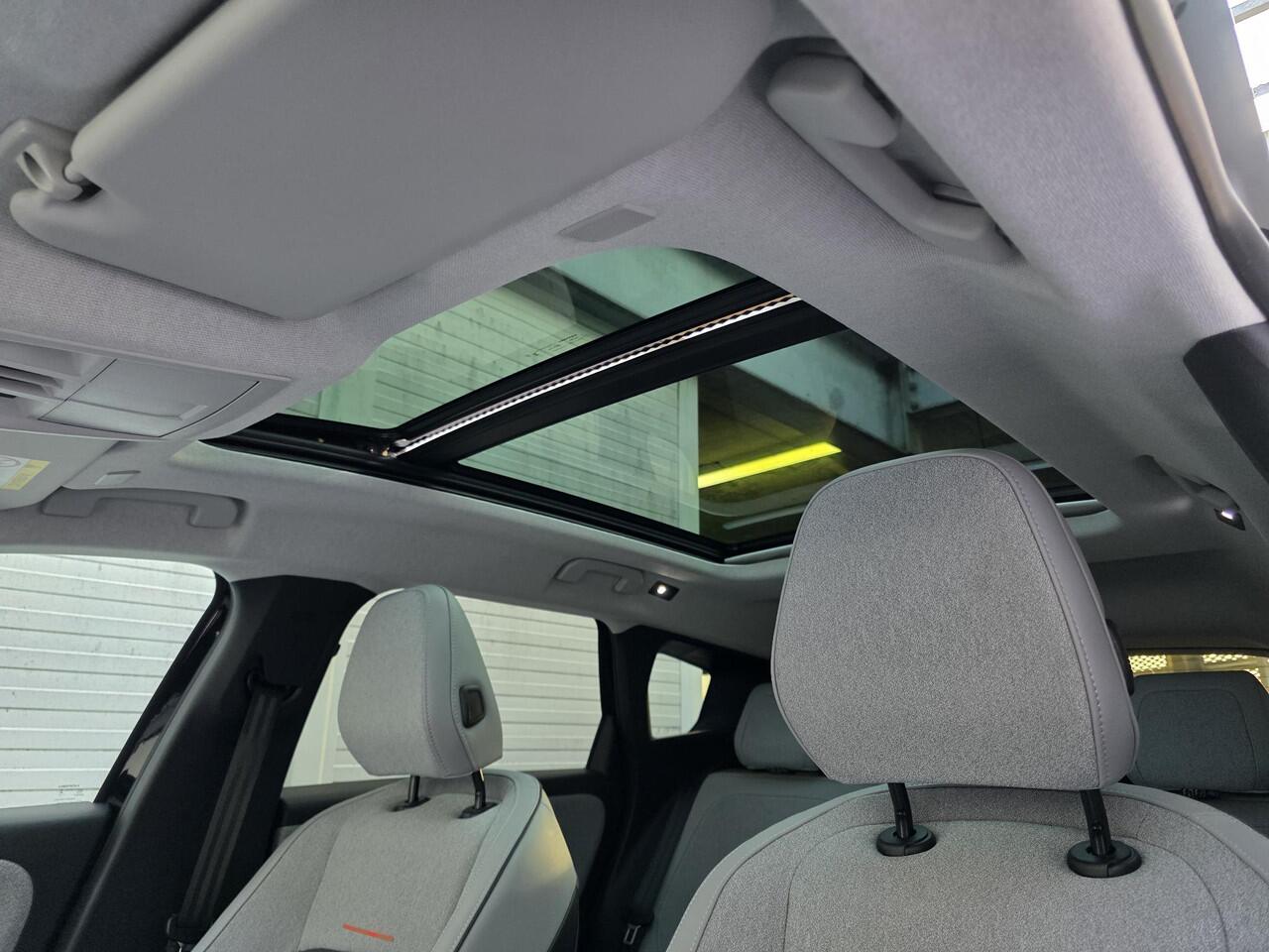 Citroen C5 Aircross Max 73kWh 210pk | WATERFALL TOUCHSCREEN | WARMTEPOMP | LEDER | STOELMASSAGE | SCHUIF/KANTELDAK | 20 INCH LM-VELGEN | ISOFIX |