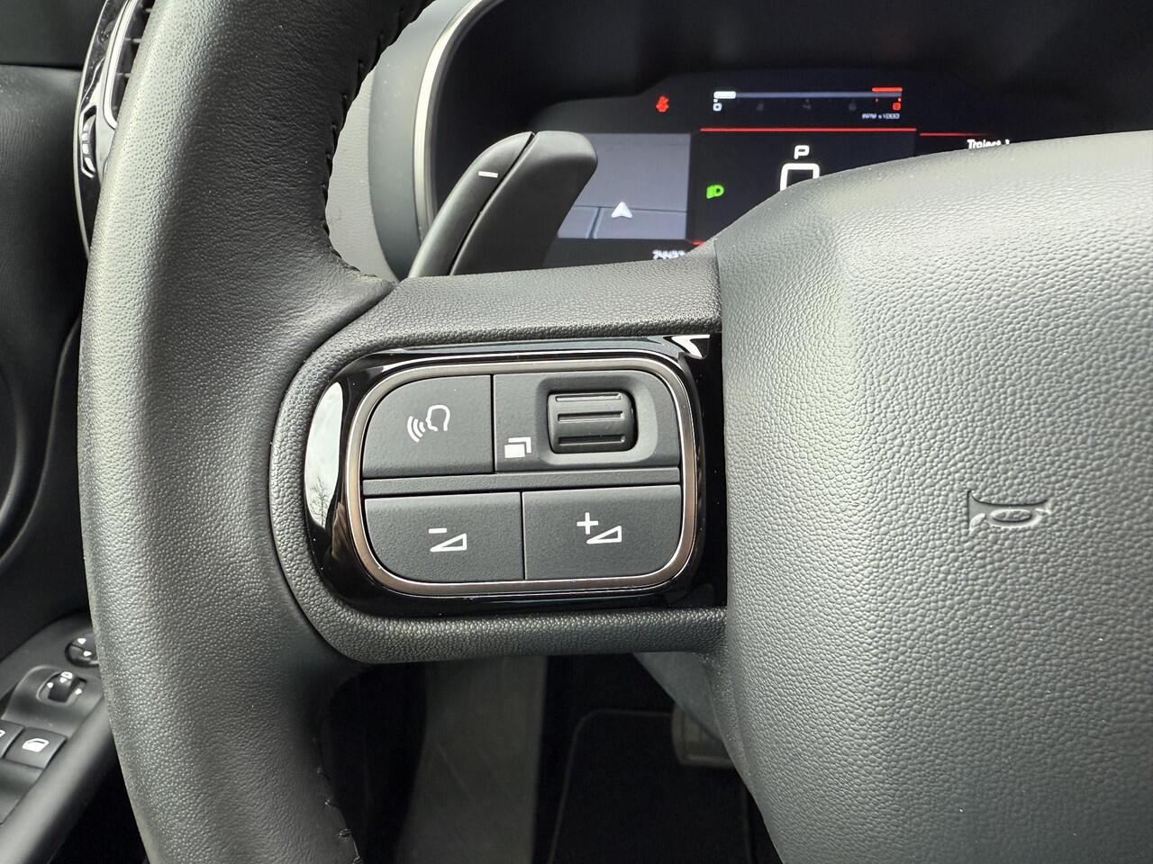 Citroen C5 Aircross 1.2 CRUISE NAVI APPLE P-CAM