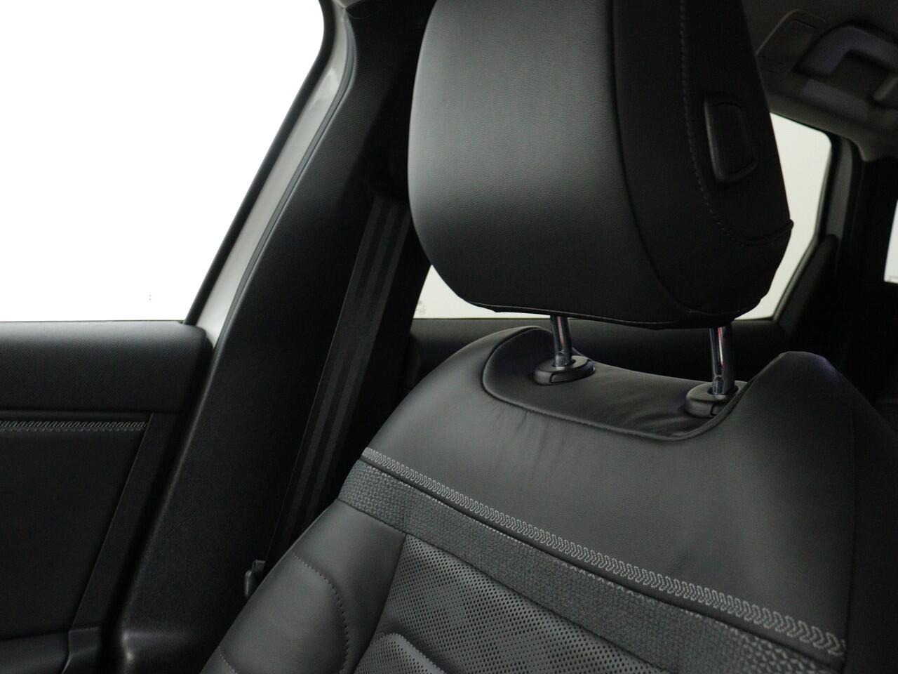 Citroen C5 X Plug-in Hybrid 225pk Automaat Business Plus | Rijklaar | headup display | Stoelverwaming | Stuurwielverwarming |