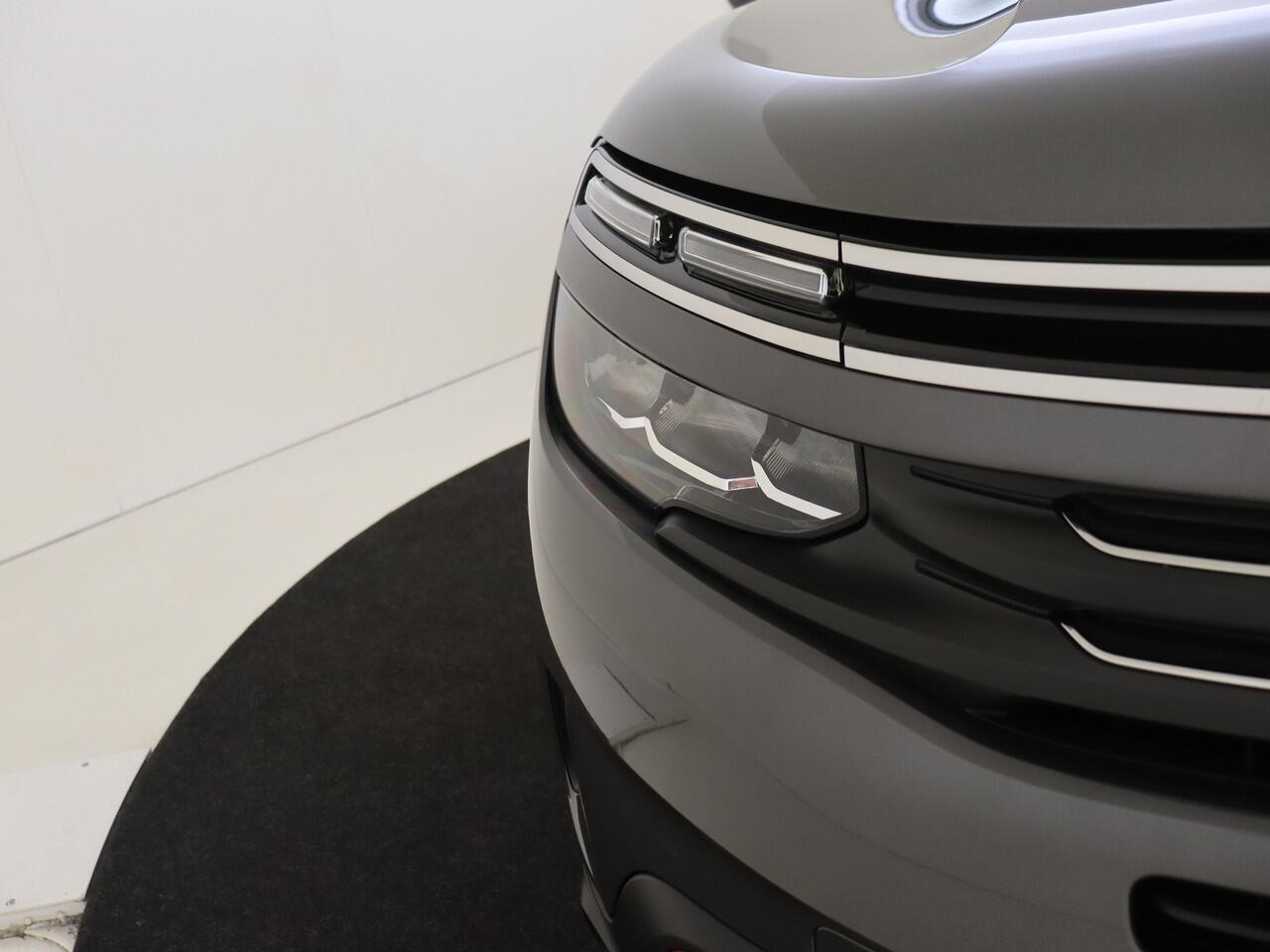 Citroen C5 Aircross 1.2 PureTech C-Series | Stoelverwarming | Carplay | Camera | Trekhaak |